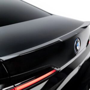 prepreg carbon fiber tailgate spoiler (lower) suitable for bmw 7 m pack / m760e / i7 m pack g70