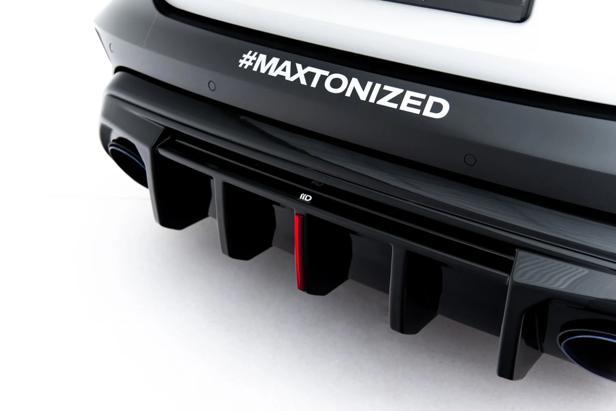 rear valance suitable for audi rs3 sedan 8y facelift (version with original reflector) rear valance suitable for audi rs3 sedan 8y facelift (version with original reflector)