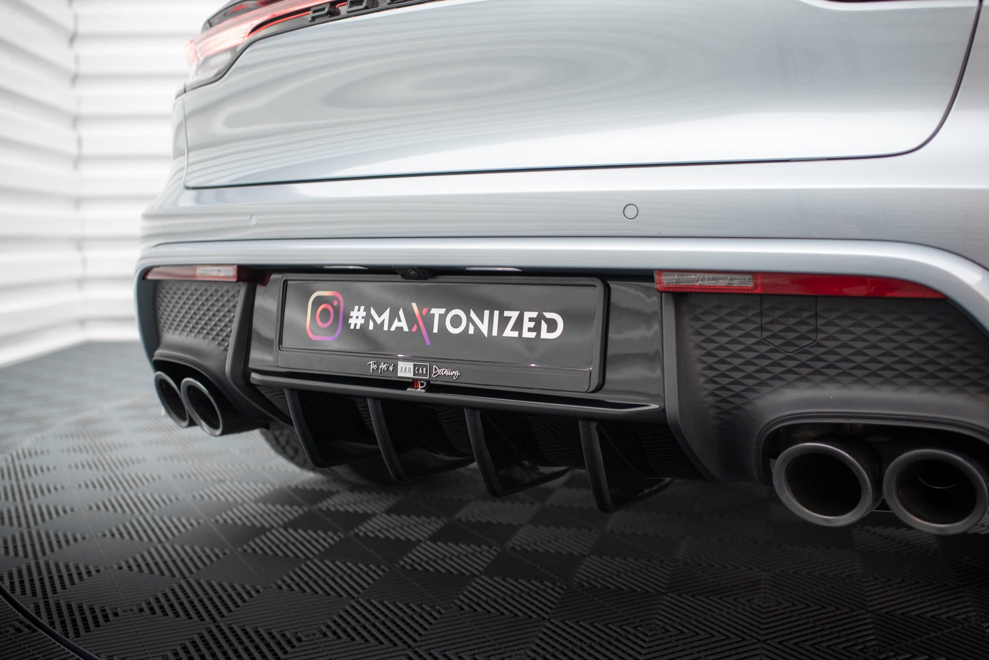 pol pl dokladka tylna porsche macan mk1 facelift 2 18402 5.jpg pol pl dokladka tylna porsche macan mk1 facelift 2 18402 5.jpg