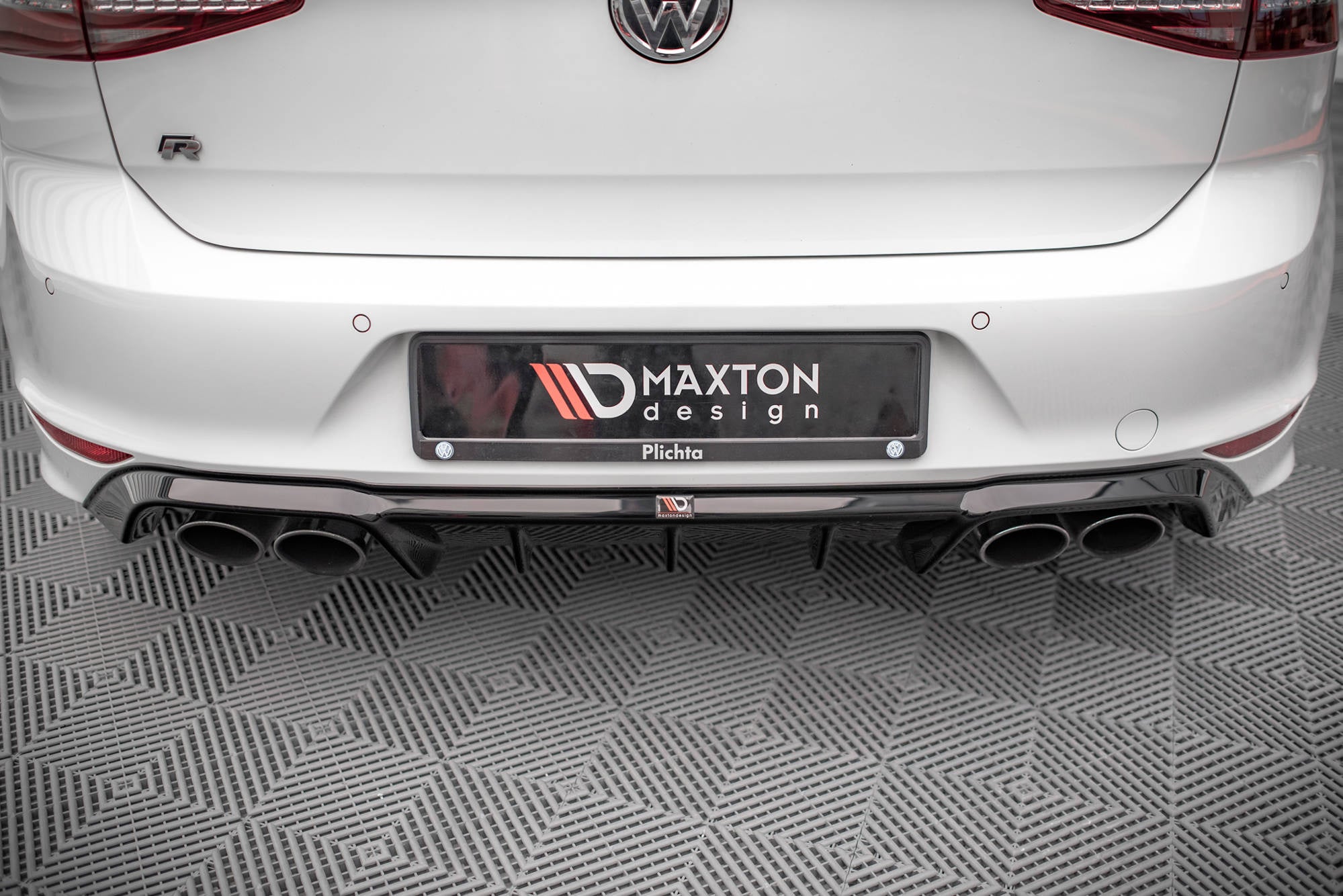 pol pl dokladka tylna volkswagen golf r mk7 14297 4.jpg pol pl dokladka tylna volkswagen golf r mk7 14297 4.jpg
