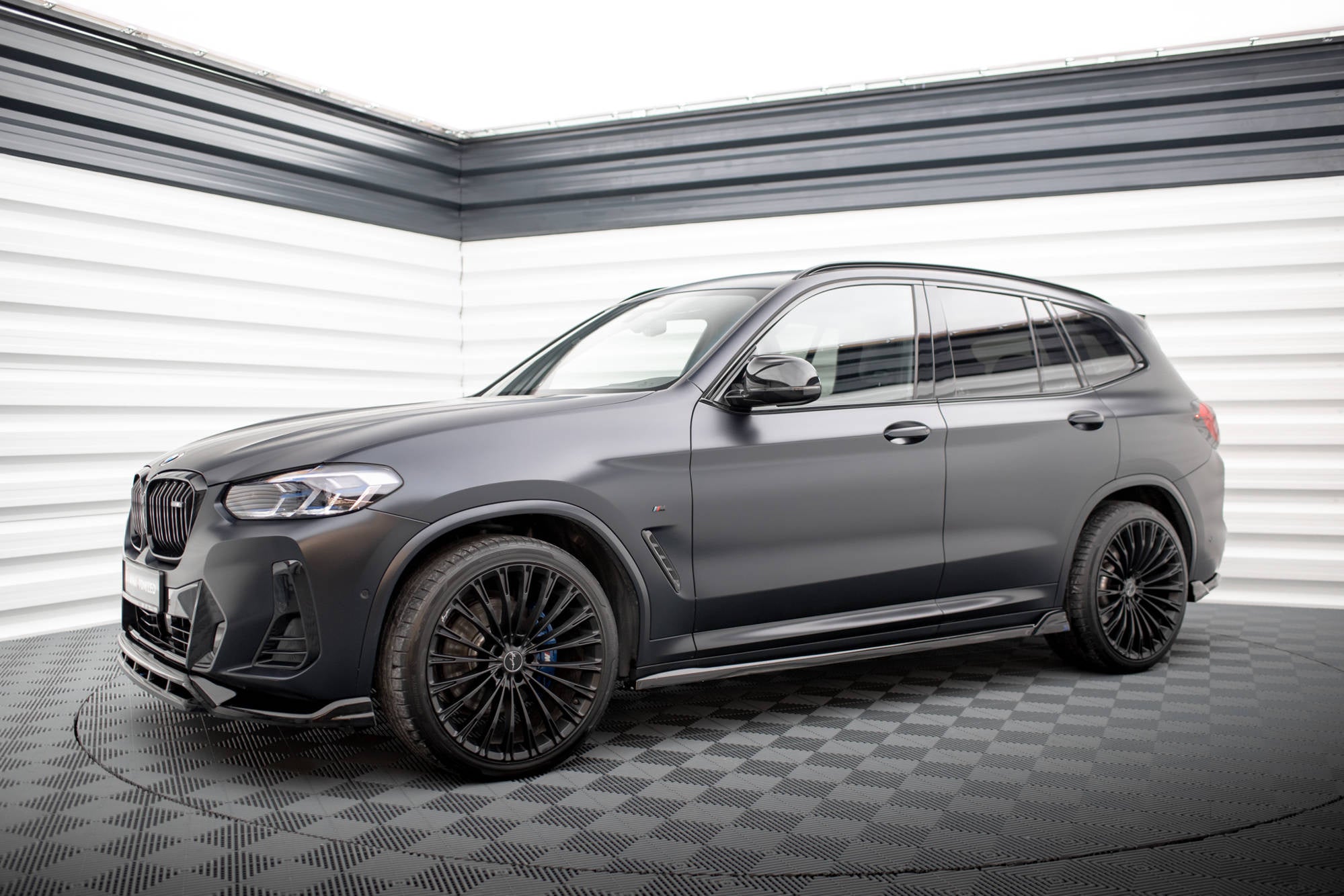 pol pl dokladki progow bmw x3 m pack g01 facelift 18657 3.jpg pol pl dokladki progow bmw x3 m pack g01 facelift 18657 3.jpg