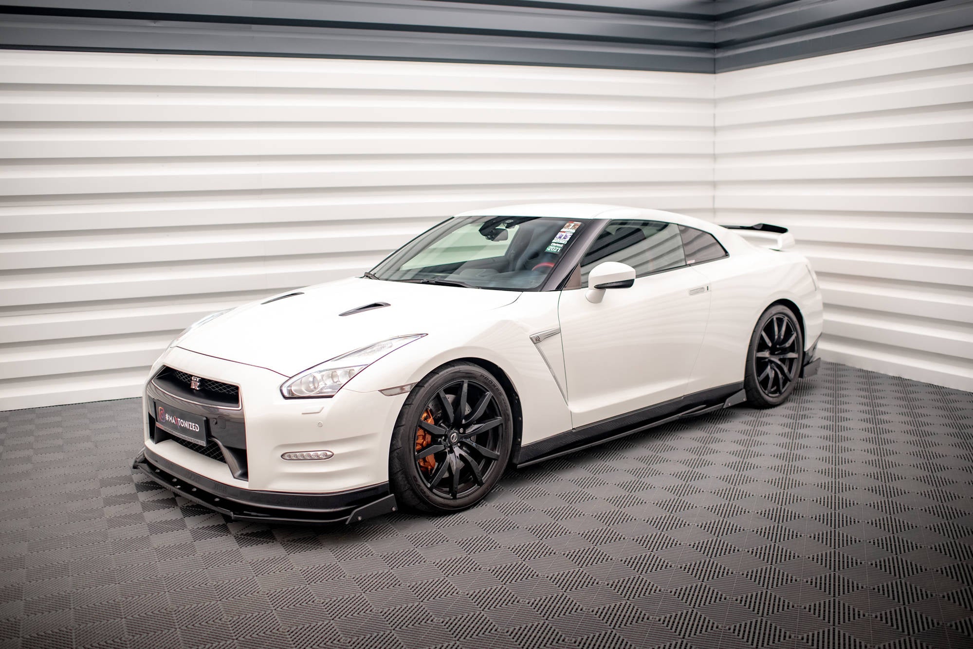 pol pl dokladki progow flaps nissan gtr r35 facelift 16902 6.jpg pol pl dokladki progow flaps nissan gtr r35 facelift 16902 6.jpg