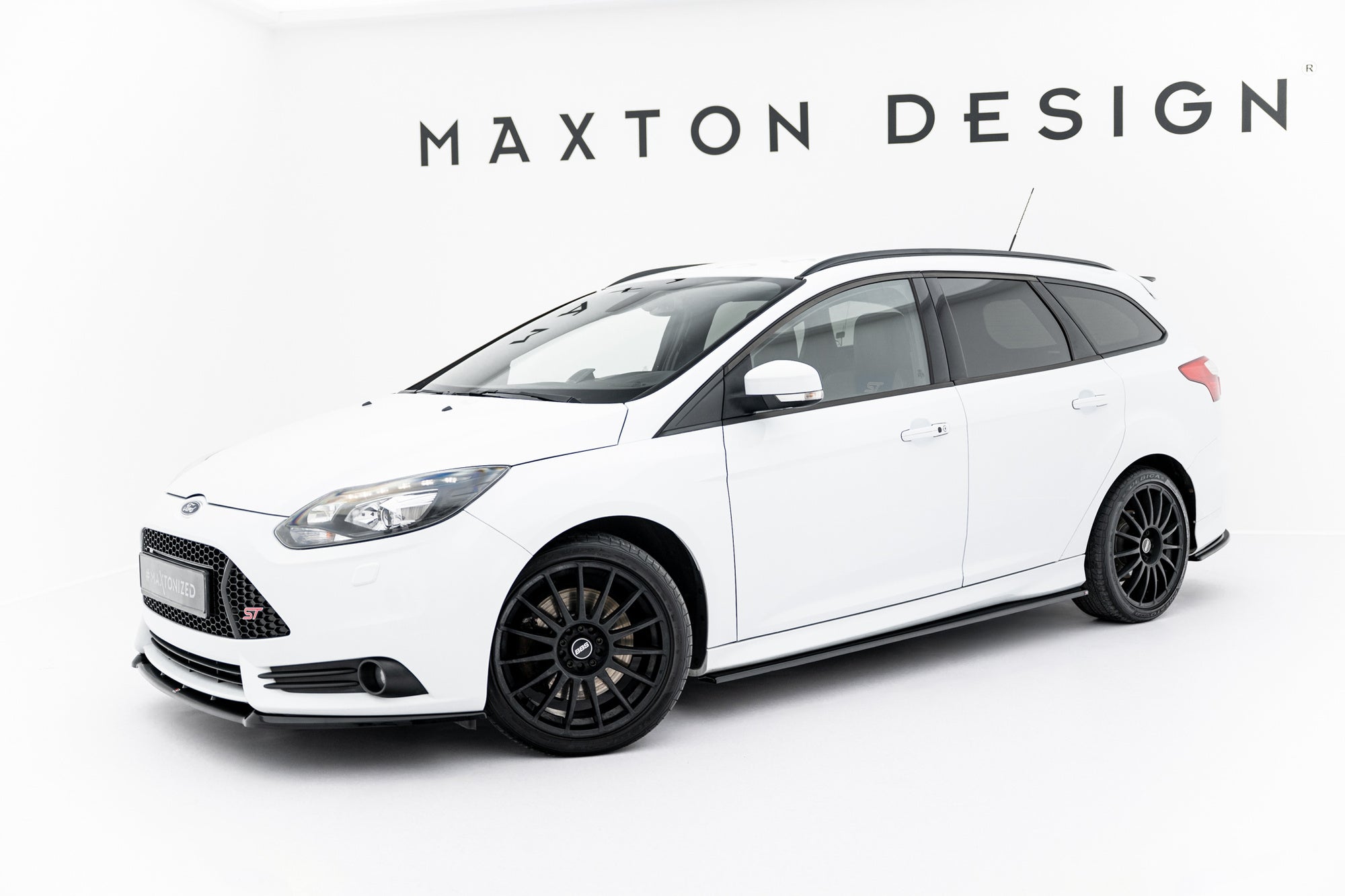 pol pl dokladki progow ford focus st st line hatchback estate mk3 mk3 facelift 156 2.jpg pol pl dokladki progow ford focus st st line hatchback estate mk3 mk3 facelift 156 2.jpg