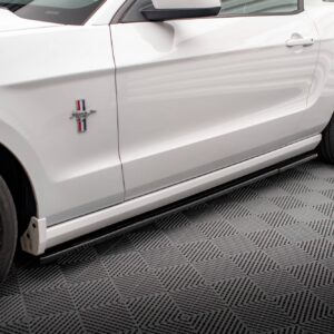 pol pl dokladki progow ford mustang mk5 facelift 18243 6.jpg