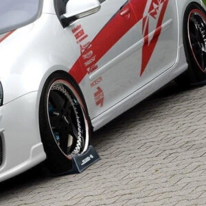 pol pl dokladki progow golf 5 gti look 163 1.jpg