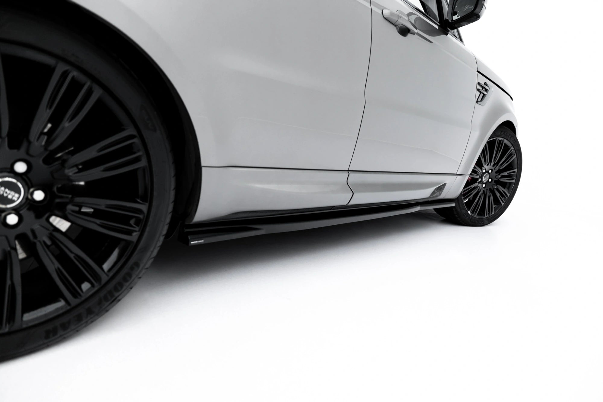 side skirts diffusers suitable for land rover range rover sport mk2 facelift side skirts diffusers suitable for land rover range rover sport mk2 facelift