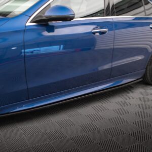 pol pl dokladki progow mercedes benz c amg line 43 amg w206 17721 4.jpg