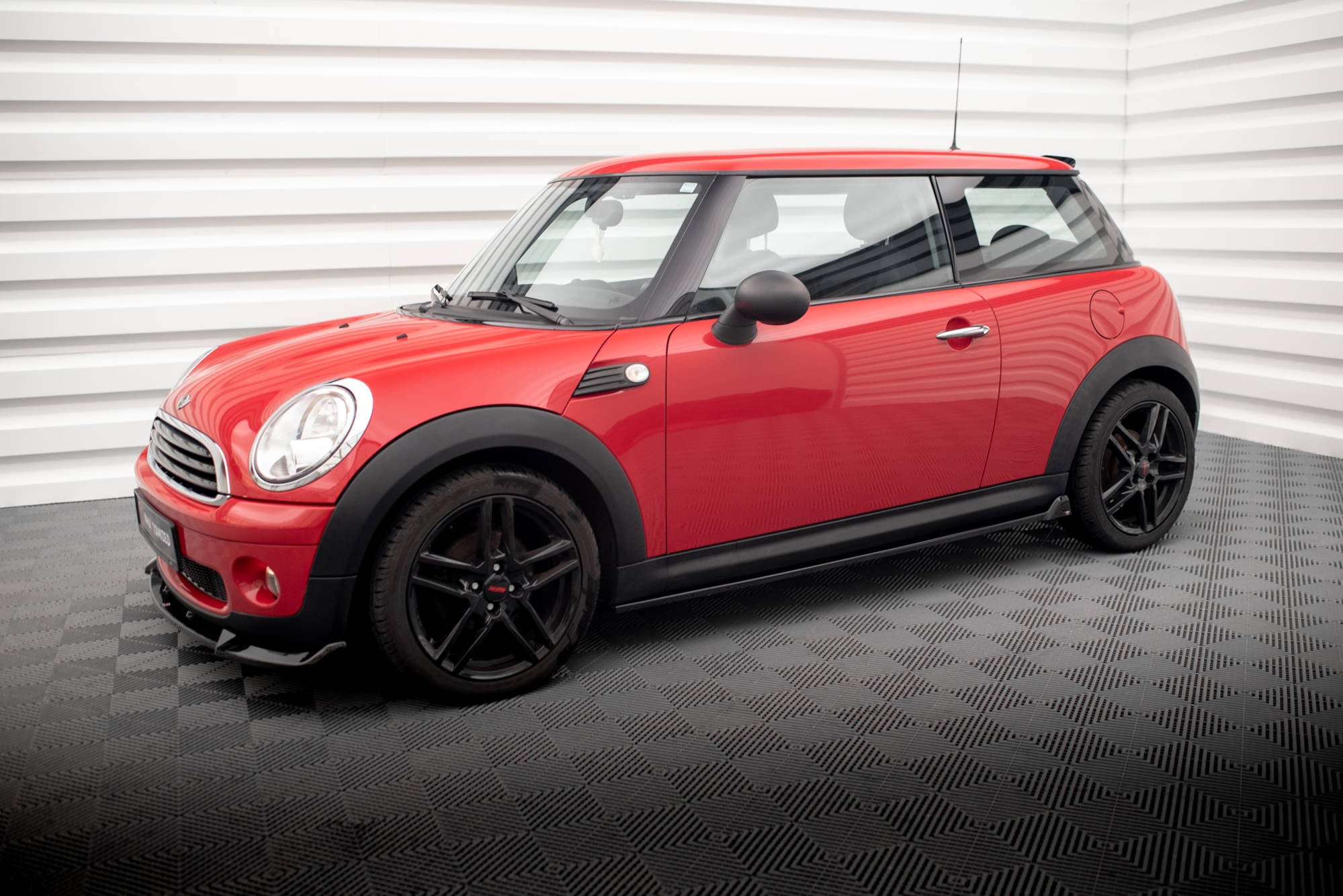 pol pl dokladki progow mini one r56 18483 3.jpg pol pl dokladki progow mini one r56 18483 3.jpg