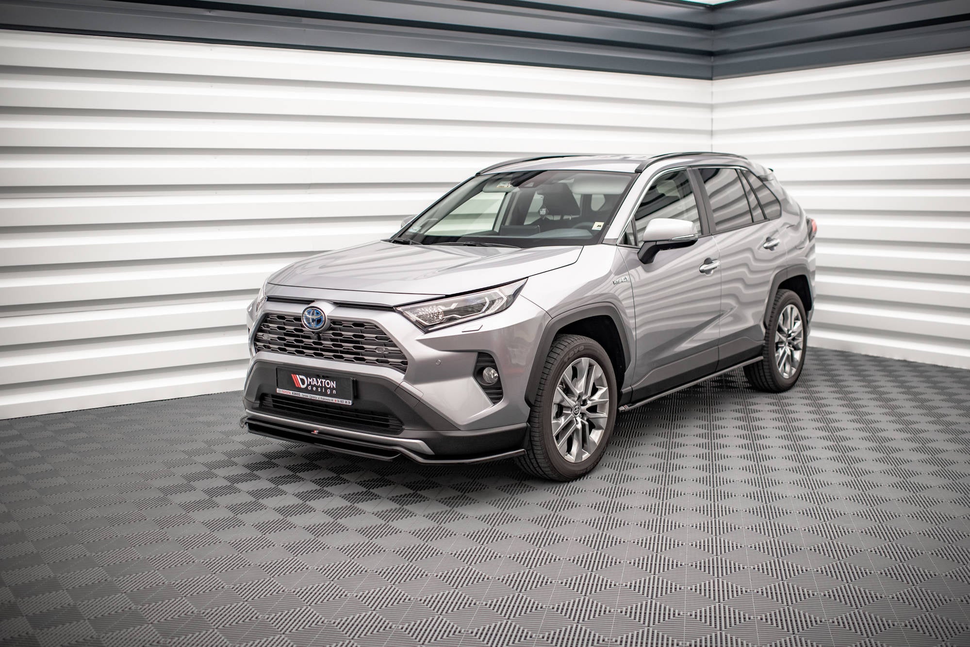 pol pl dokladki progow toyota rav4 mk5 14458 7.jpg pol pl dokladki progow toyota rav4 mk5 14458 7.jpg