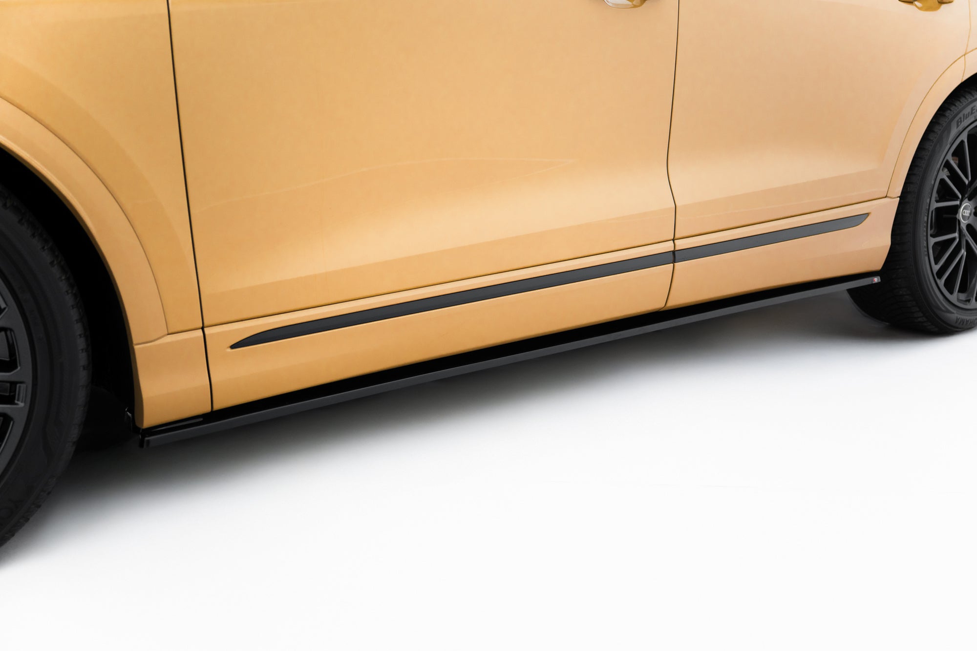pol pl dokladki progow v 1 audi q8 mk1 facelift 22721 6.jpg pol pl dokladki progow v 1 audi q8 mk1 facelift 22721 6.jpg