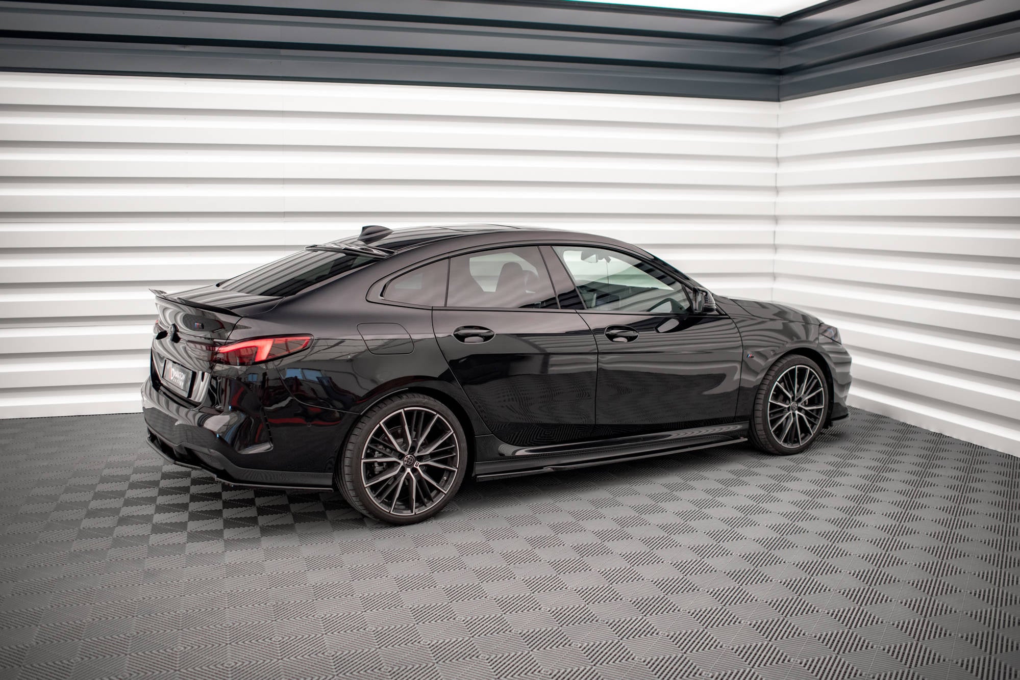 pol pl dokladki progow v 1 bmw 2 gran coupe m pack m235i f44 13744 3.jpg pol pl dokladki progow v 1 bmw 2 gran coupe m pack m235i f44 13744 3.jpg