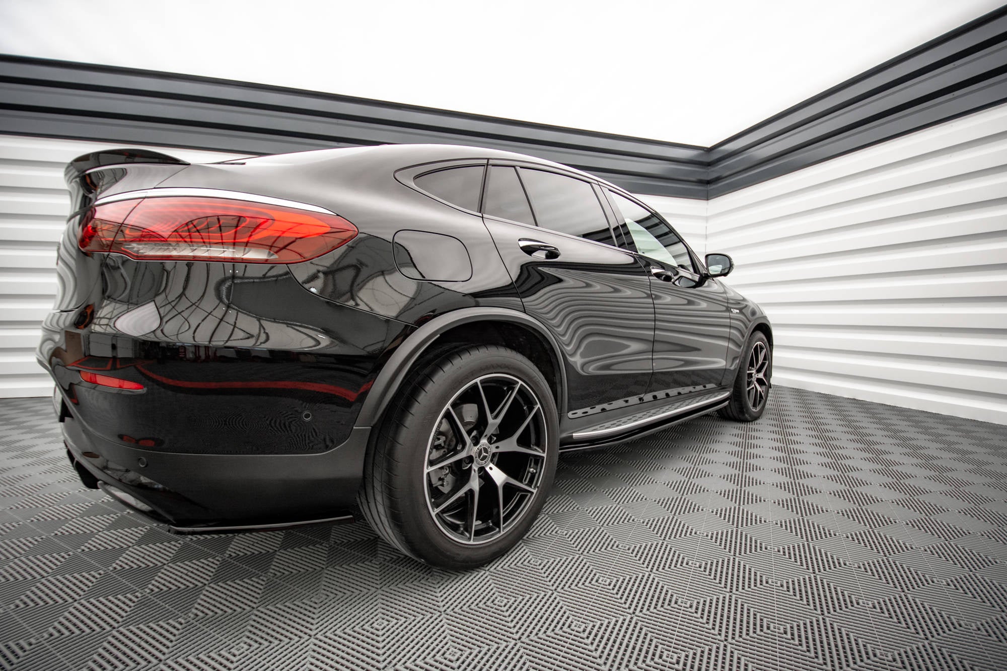 pol pl dokladki progow v 1 mercedes benz glc coupe amg line c253 facelift 15267 4.jpg pol pl dokladki progow v 1 mercedes benz glc coupe amg line c253 facelift 15267 4.jpg
