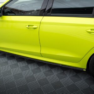 pol pl dokladki progow v 1 skoda octavia rs liftback combi mk4 12058 3.jpg