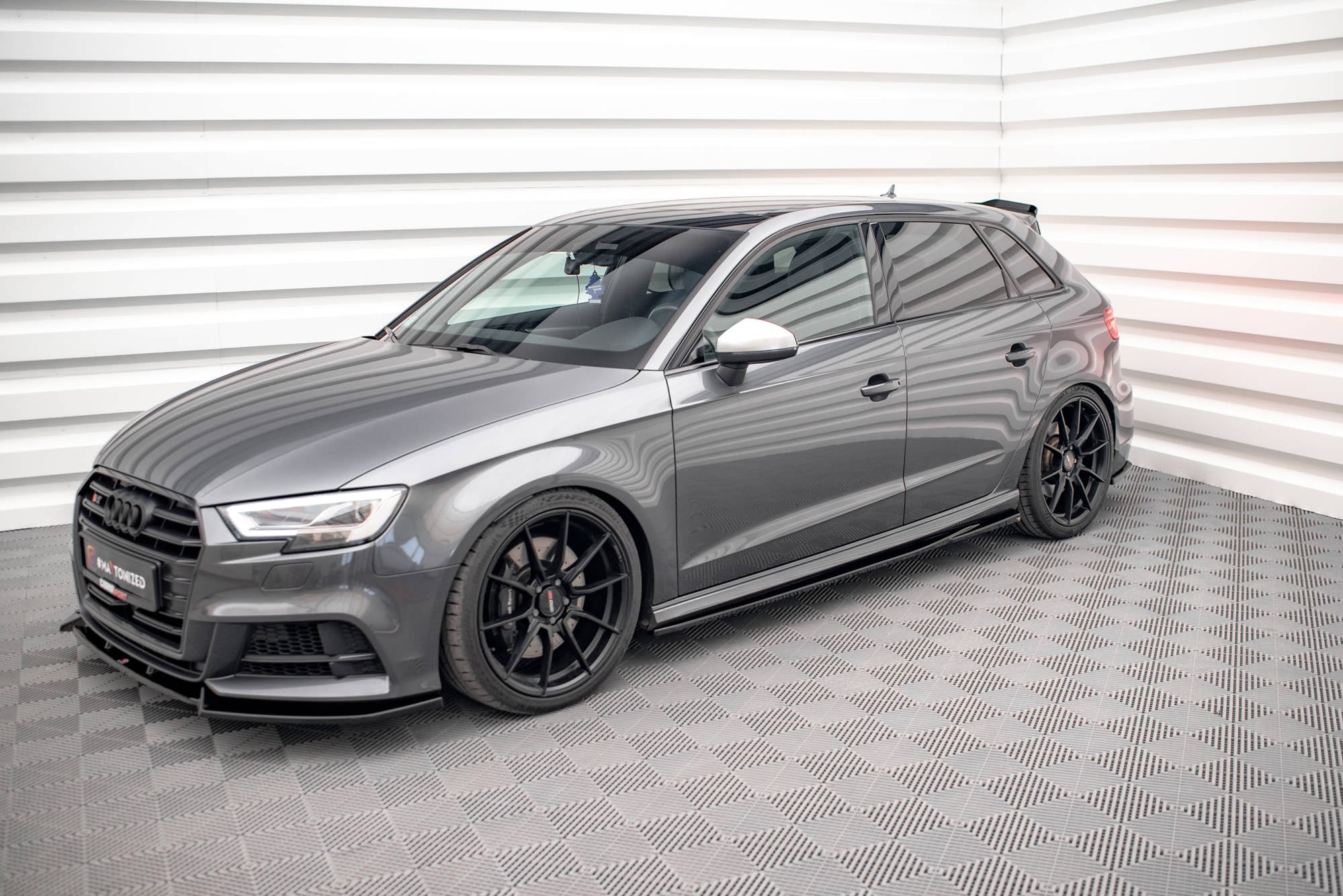 pol pl dokladki progow v 2 audi s3 a3 s line sportback 8v 8v facelift 16297 2.jpg pol pl dokladki progow v 2 audi s3 a3 s line sportback 8v 8v facelift 16297 2.jpg