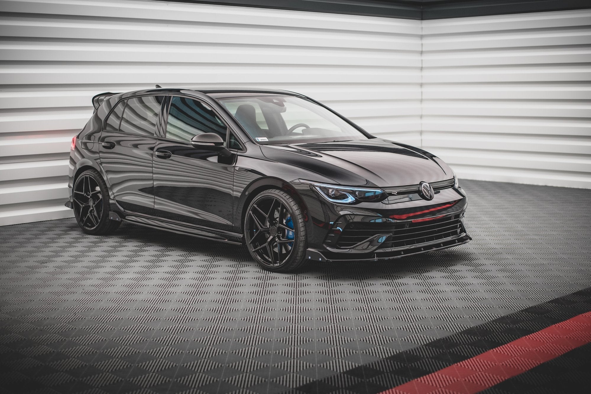 pol pl dokladki progow v 2 flaps volkswagen golf r hatchback mk8 13044 4.jpg pol pl dokladki progow v 2 flaps volkswagen golf r hatchback mk8 13044 4.jpg