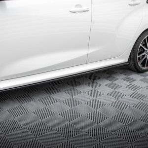 pol pl dokladki progow v 2 toyota yaris mk4 16938 5.jpg