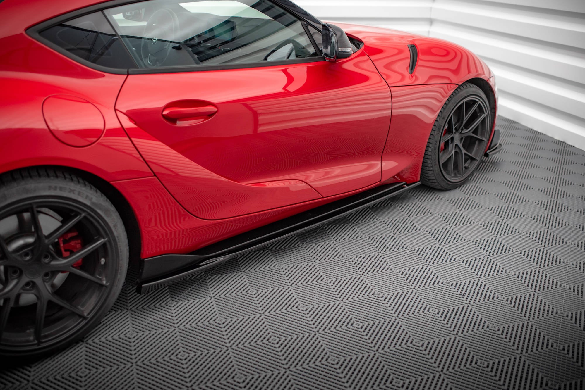 pol pl dokladki progow v 3 toyota supra mk5 14414 3.jpg pol pl dokladki progow v 3 toyota supra mk5 14414 3.jpg