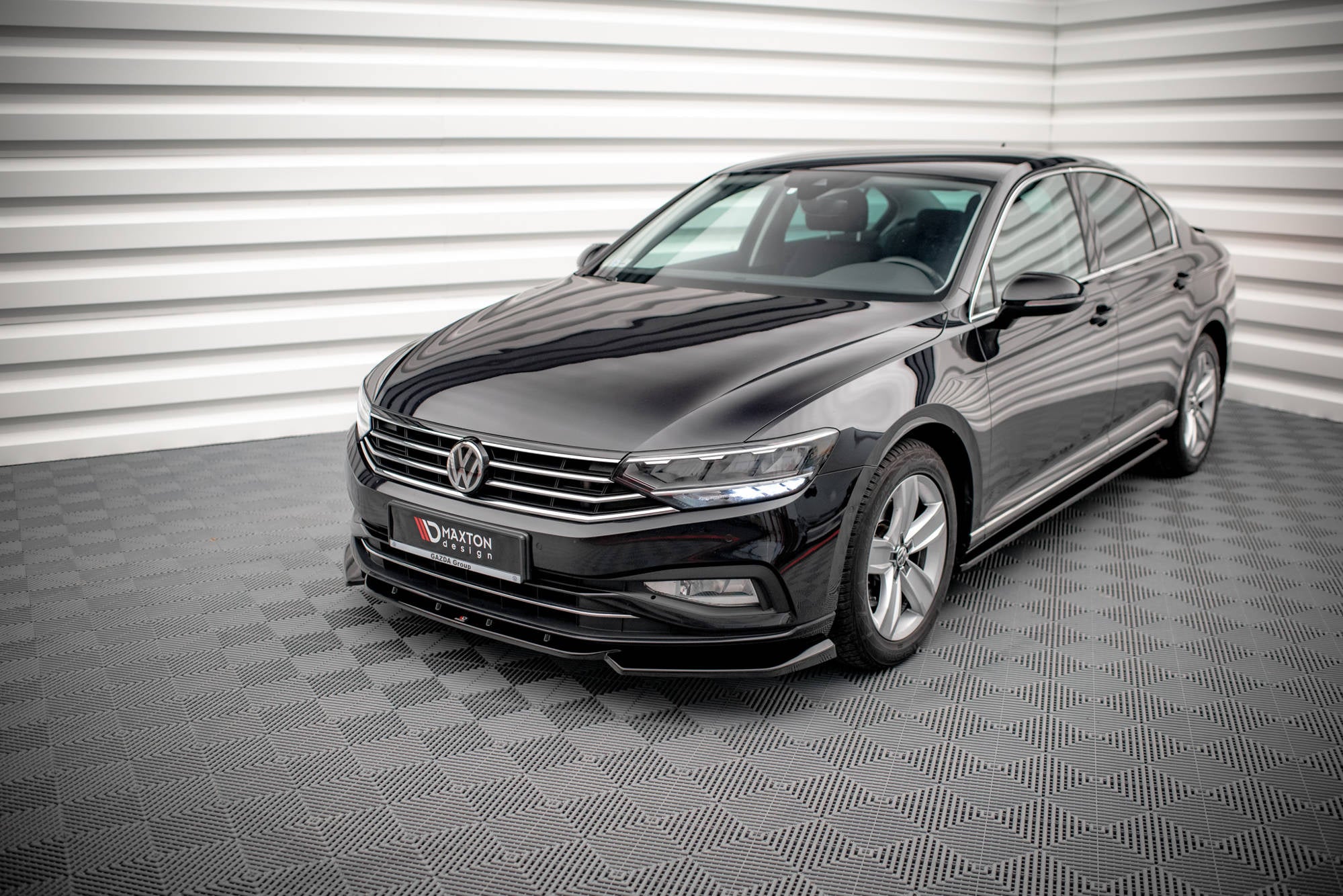 pol pl dokladki progow volkswagen passat b8 facelift 15315 6.jpg pol pl dokladki progow volkswagen passat b8 facelift 15315 6.jpg