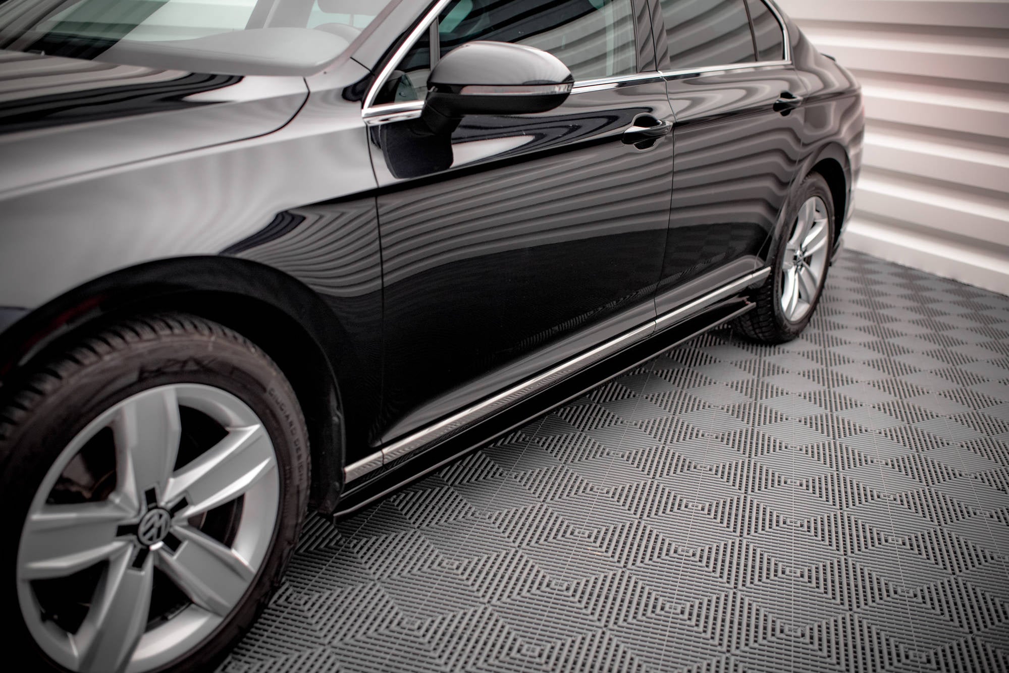 pol pl dokladki progow volkswagen passat b8 facelift 15315 7.jpg pol pl dokladki progow volkswagen passat b8 facelift 15315 7.jpg