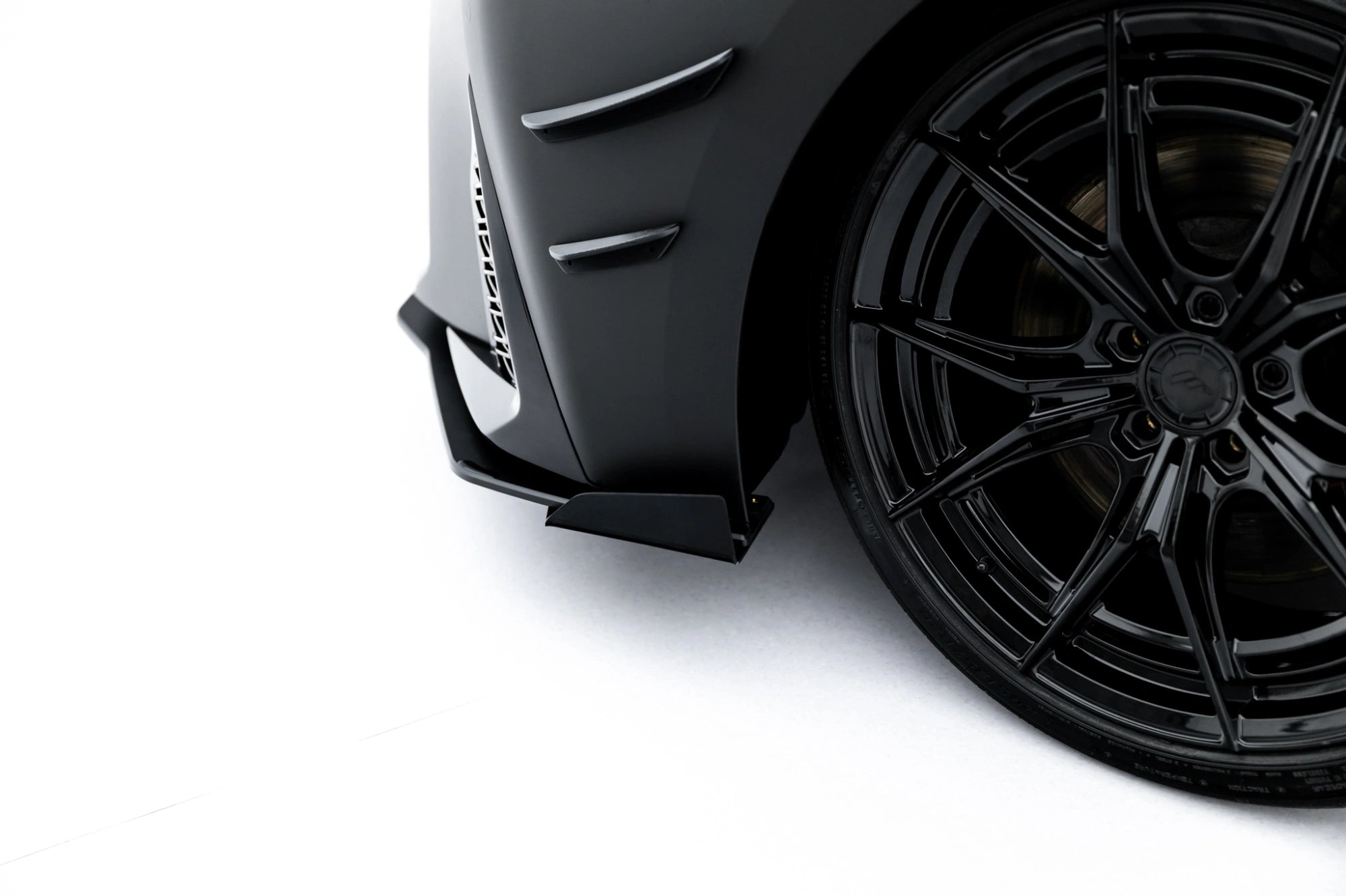 front flaps suitable for lexus is 500 mk3 facelift 2 (xe30) front flaps suitable for lexus is 500 mk3 facelift 2 (xe30)