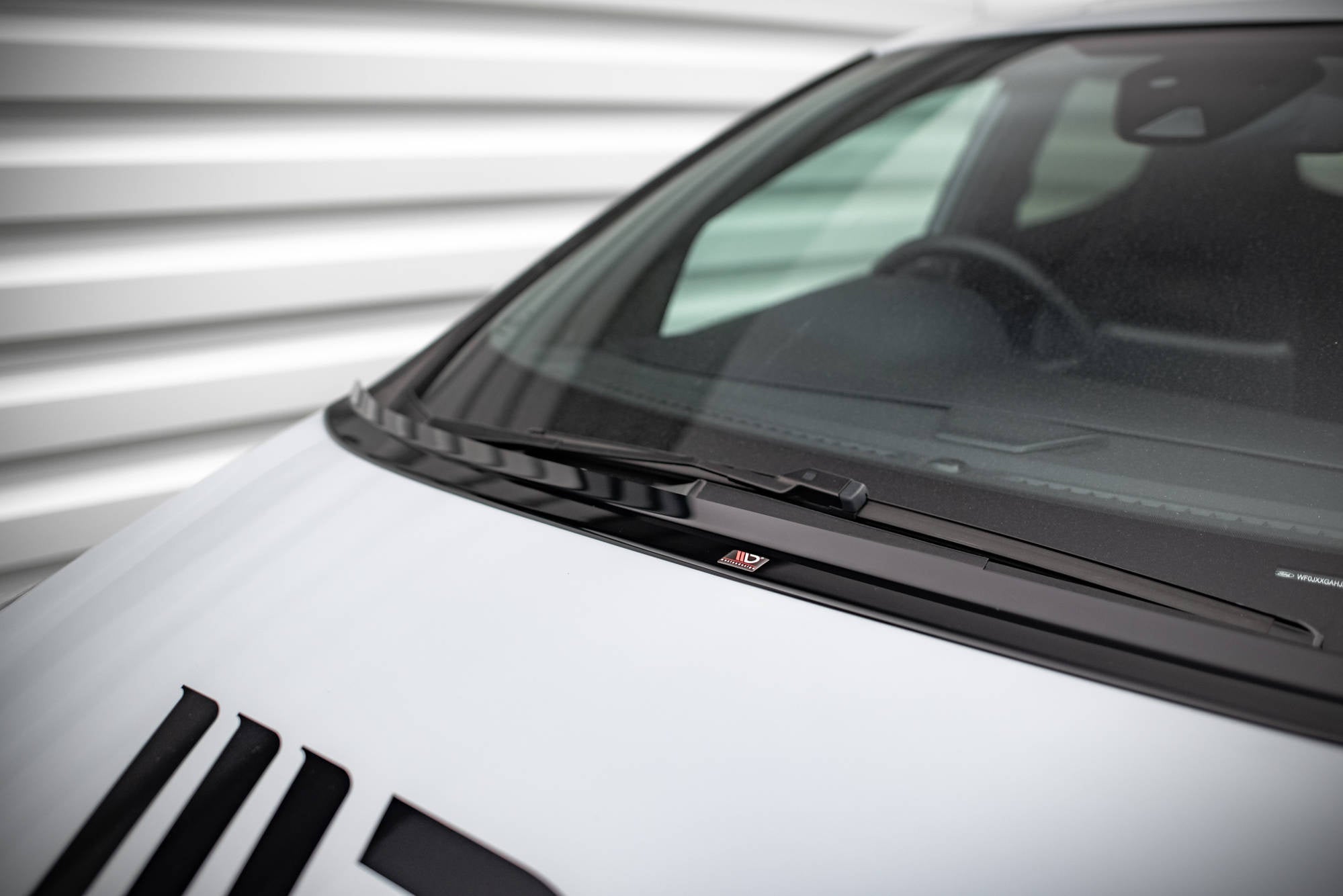 pol pl przedluzenie maski ford fiesta standard st line st 14516 3.jpg pol pl przedluzenie maski ford fiesta standard st line st 14516 3.jpg