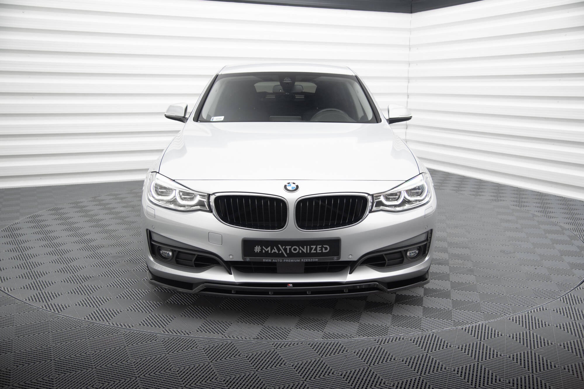 front splitter suitable for bmw 3 gt f34 front splitter suitable for bmw 3 gt f34