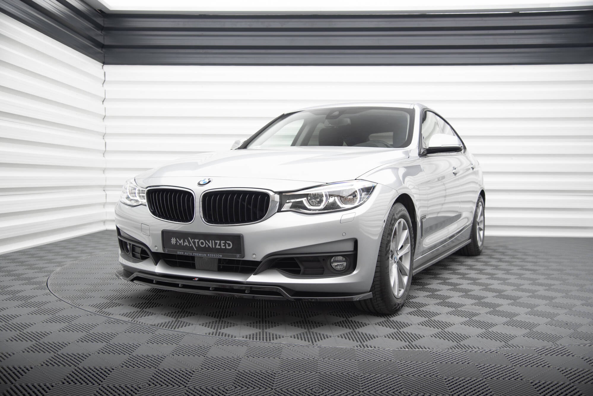 front splitter suitable for bmw 3 gt f34 front splitter suitable for bmw 3 gt f34