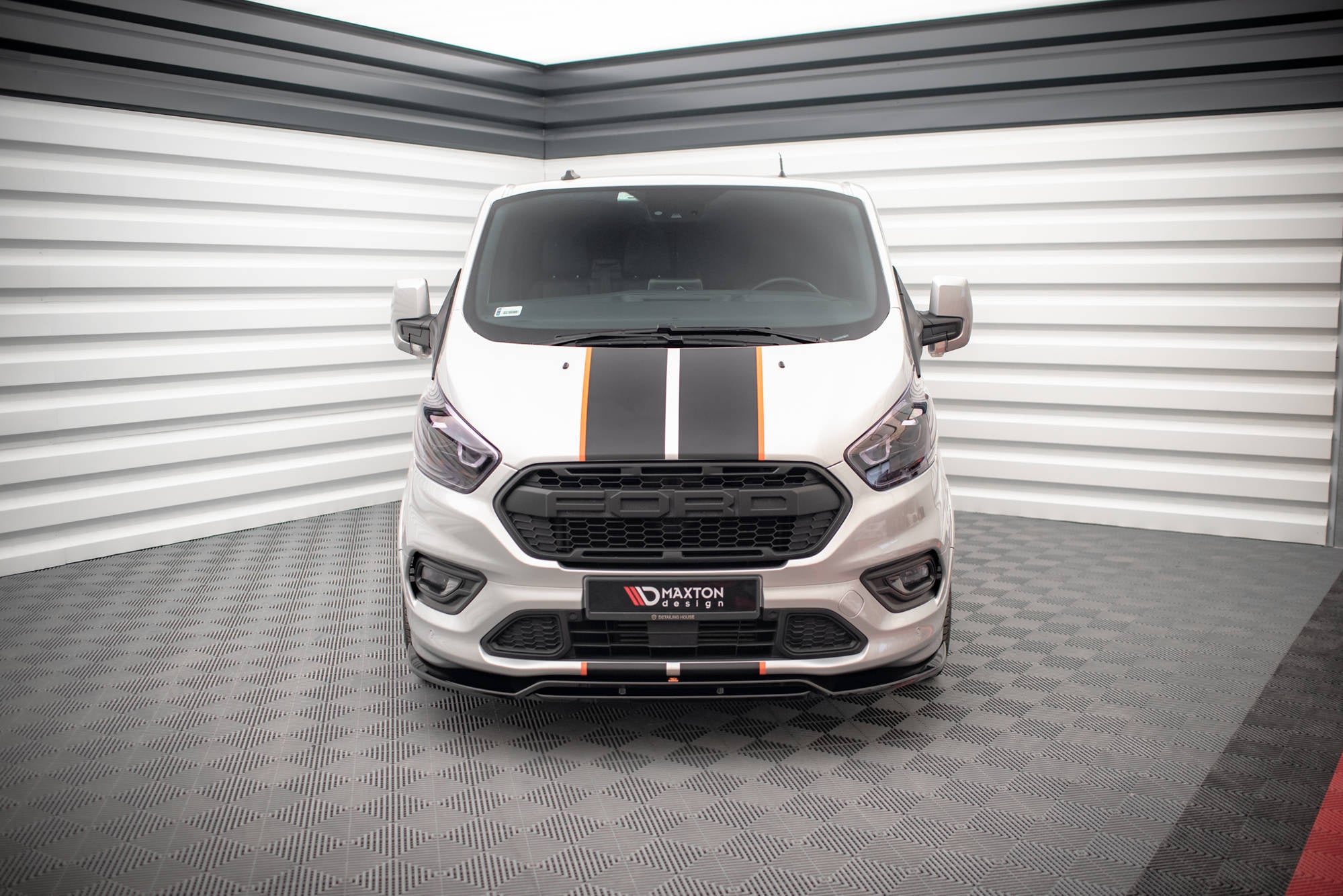pol pl splitter przedni ford transit custom st line mk1 facelift 16492 3.jpg pol pl splitter przedni ford transit custom st line mk1 facelift 16492 3.jpg
