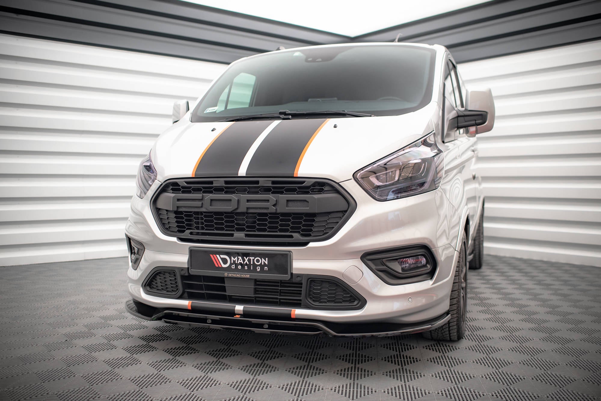 pol pl splitter przedni ford transit custom st line mk1 facelift 16492 5.jpg pol pl splitter przedni ford transit custom st line mk1 facelift 16492 5.jpg