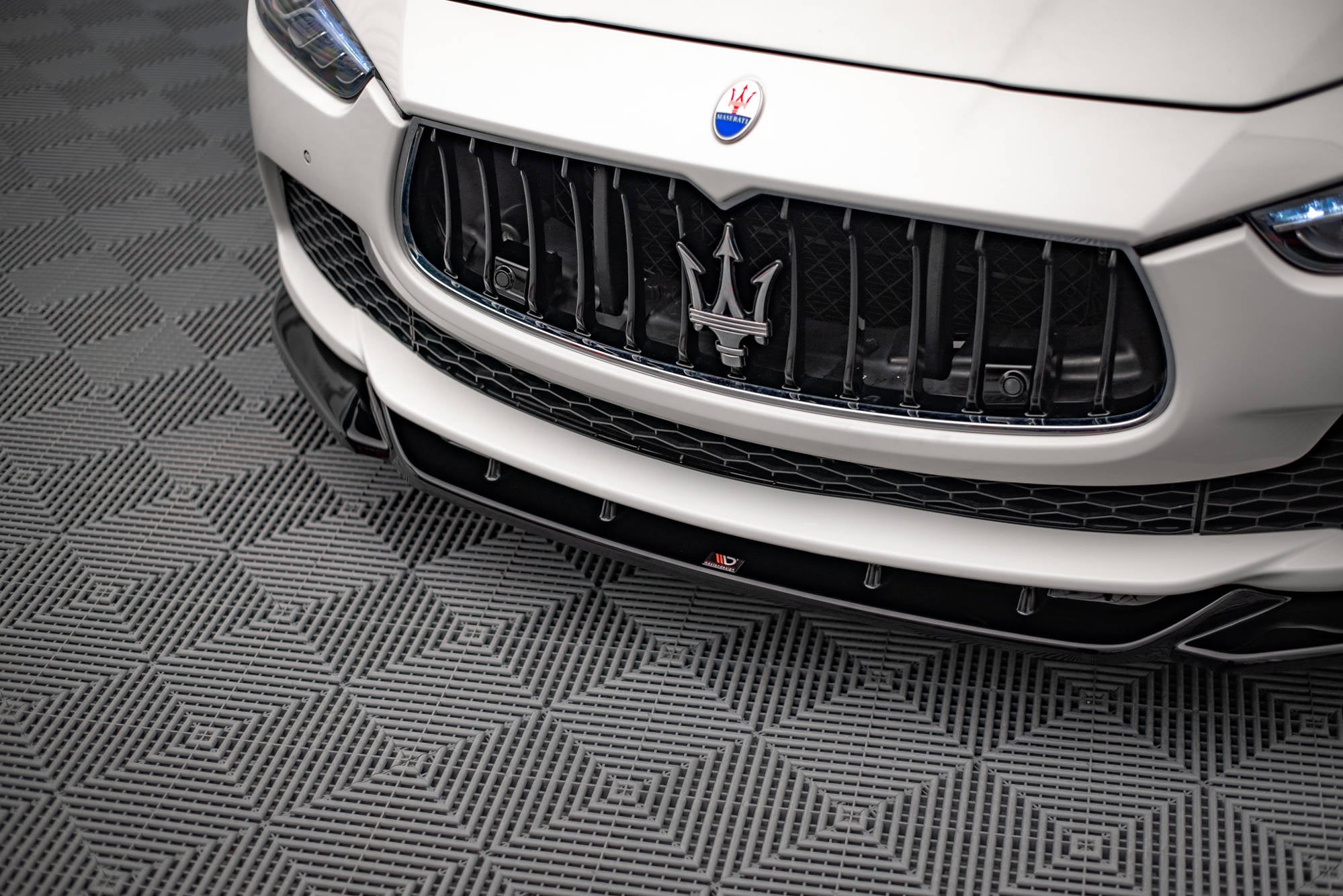 pol pl splitter przedni v 1 maserati ghibli mk3 13975 4.jpg pol pl splitter przedni v 1 maserati ghibli mk3 13975 4.jpg