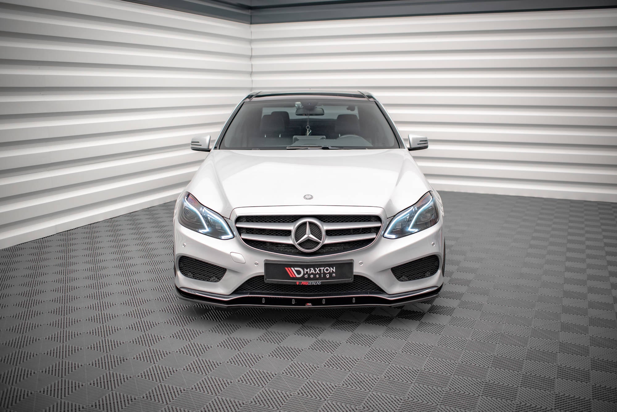 pol pl splitter przedni v 1 mercedes benz e amg line sedan w212 facelift 15149 5.jpg pol pl splitter przedni v 1 mercedes benz e amg line sedan w212 facelift 15149 5.jpg