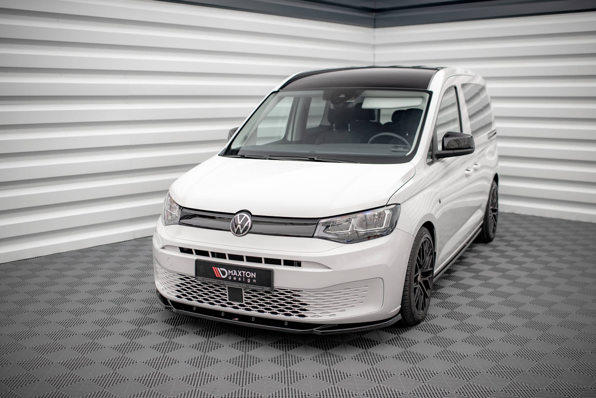 pol pl splitter przedni v 1 volkswagen caddy mk5 15185 7.jpg pol pl splitter przedni v 1 volkswagen caddy mk5 15185 7.jpg
