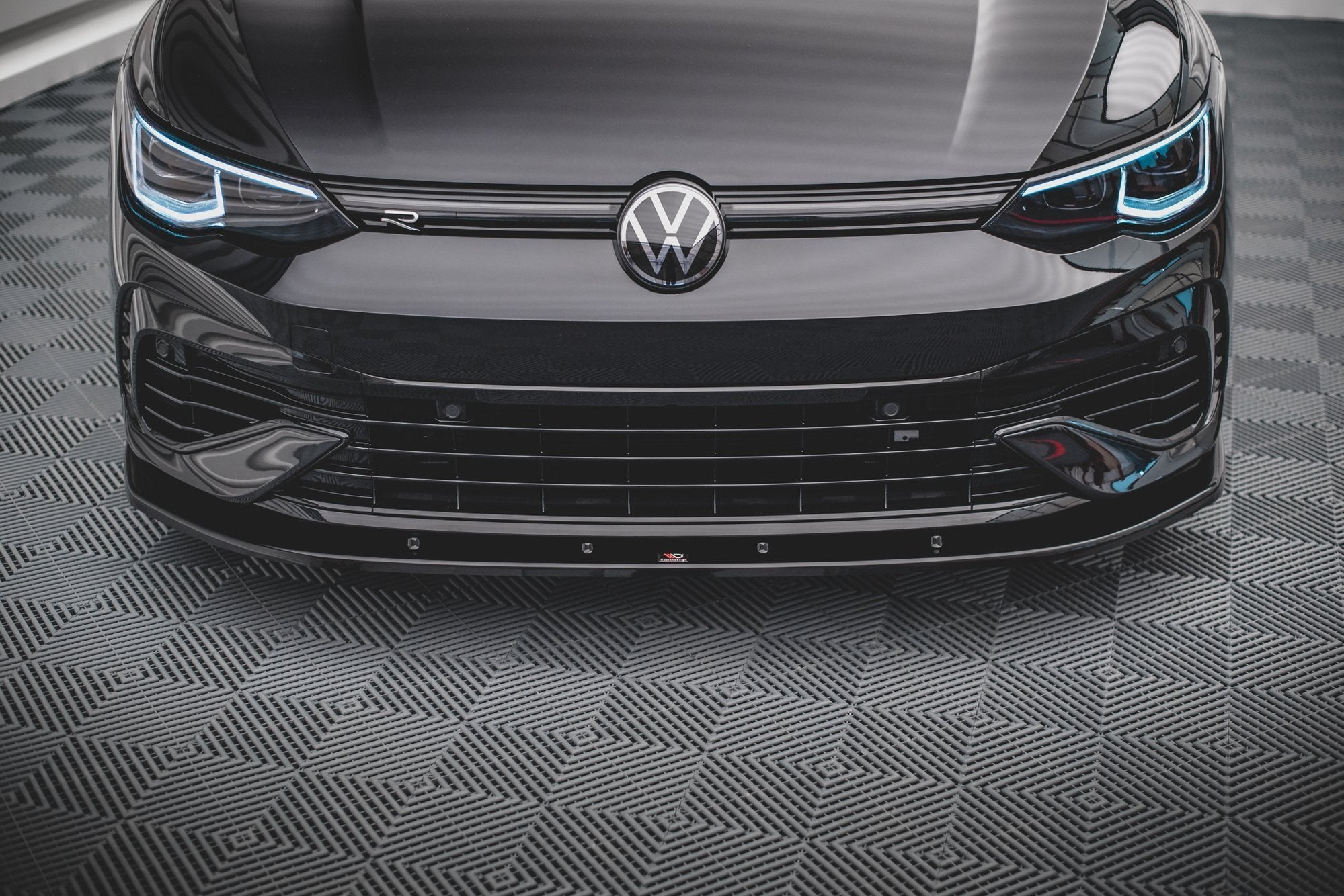 pol pl splitter przedni v 1 volkswagen golf r hatchback variant mk8 12839 6.jpg pol pl splitter przedni v 1 volkswagen golf r hatchback variant mk8 12839 6.jpg