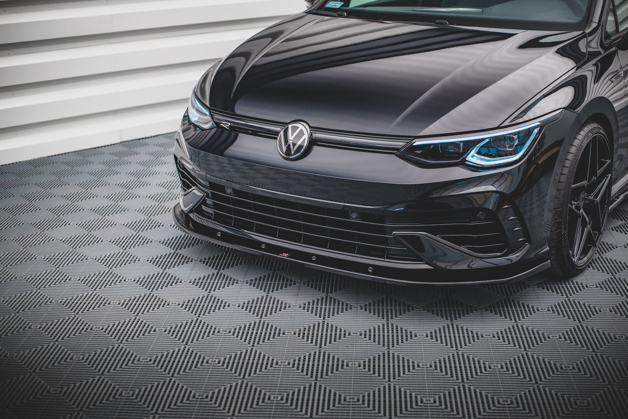 pol pl splitter przedni v 1 volkswagen golf r hatchback variant mk8 12839 7.jpg pol pl splitter przedni v 1 volkswagen golf r hatchback variant mk8 12839 7.jpg