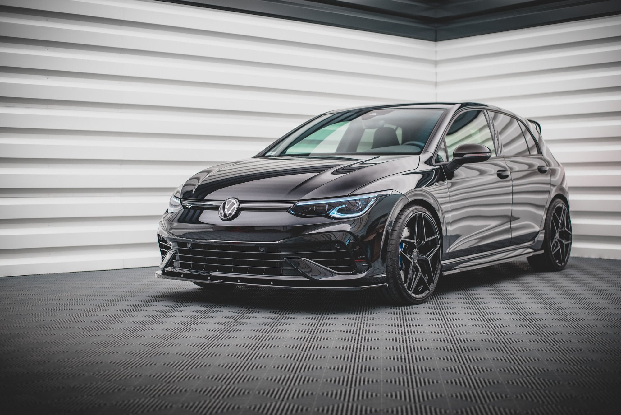 pol pl splitter przedni v 1 volkswagen golf r hatchback variant mk8 12839 8.jpg pol pl splitter przedni v 1 volkswagen golf r hatchback variant mk8 12839 8.jpg
