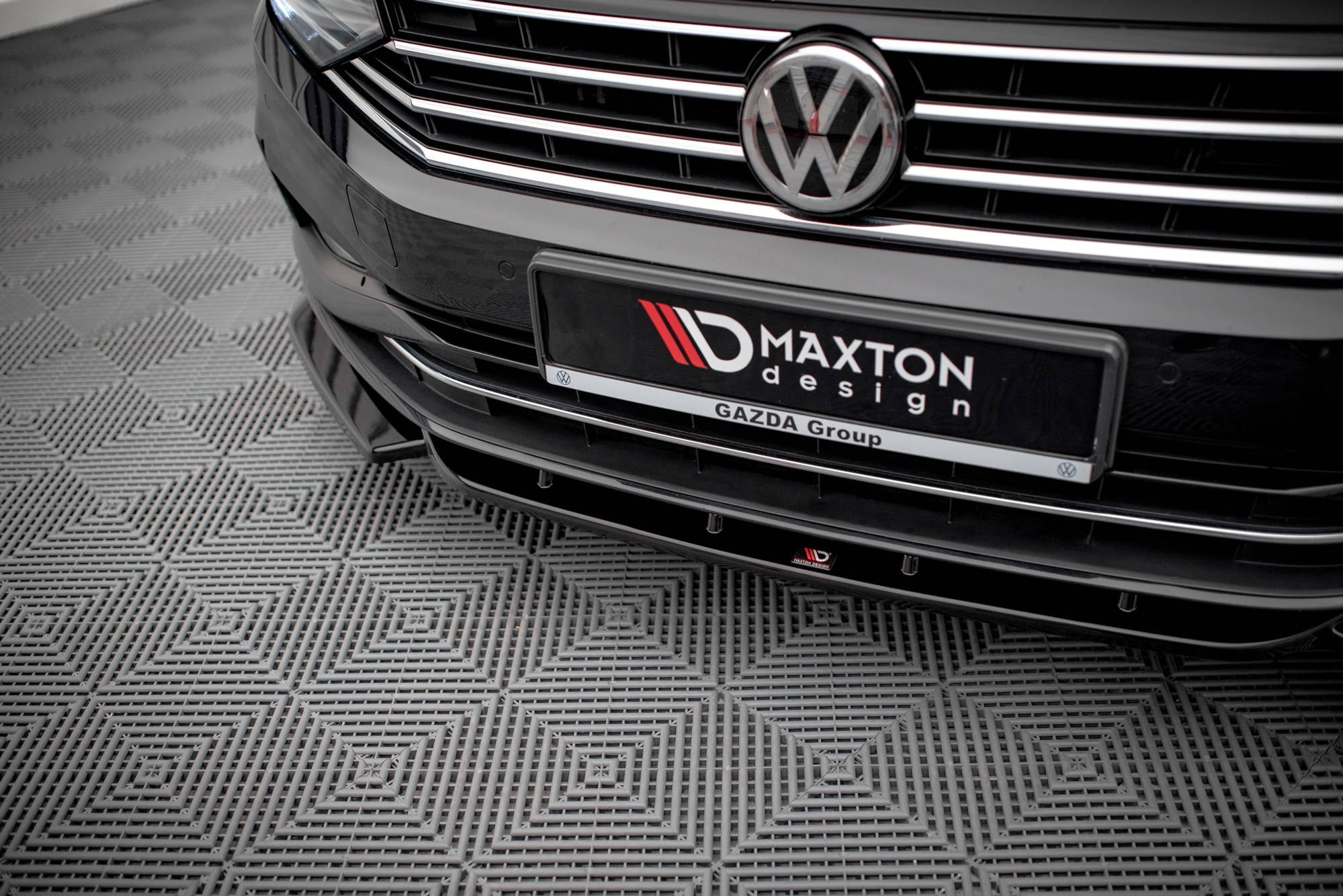 pol pl splitter przedni v 1 volkswagen passat b8 facelift 15299 7.jpg pol pl splitter przedni v 1 volkswagen passat b8 facelift 15299 7.jpg