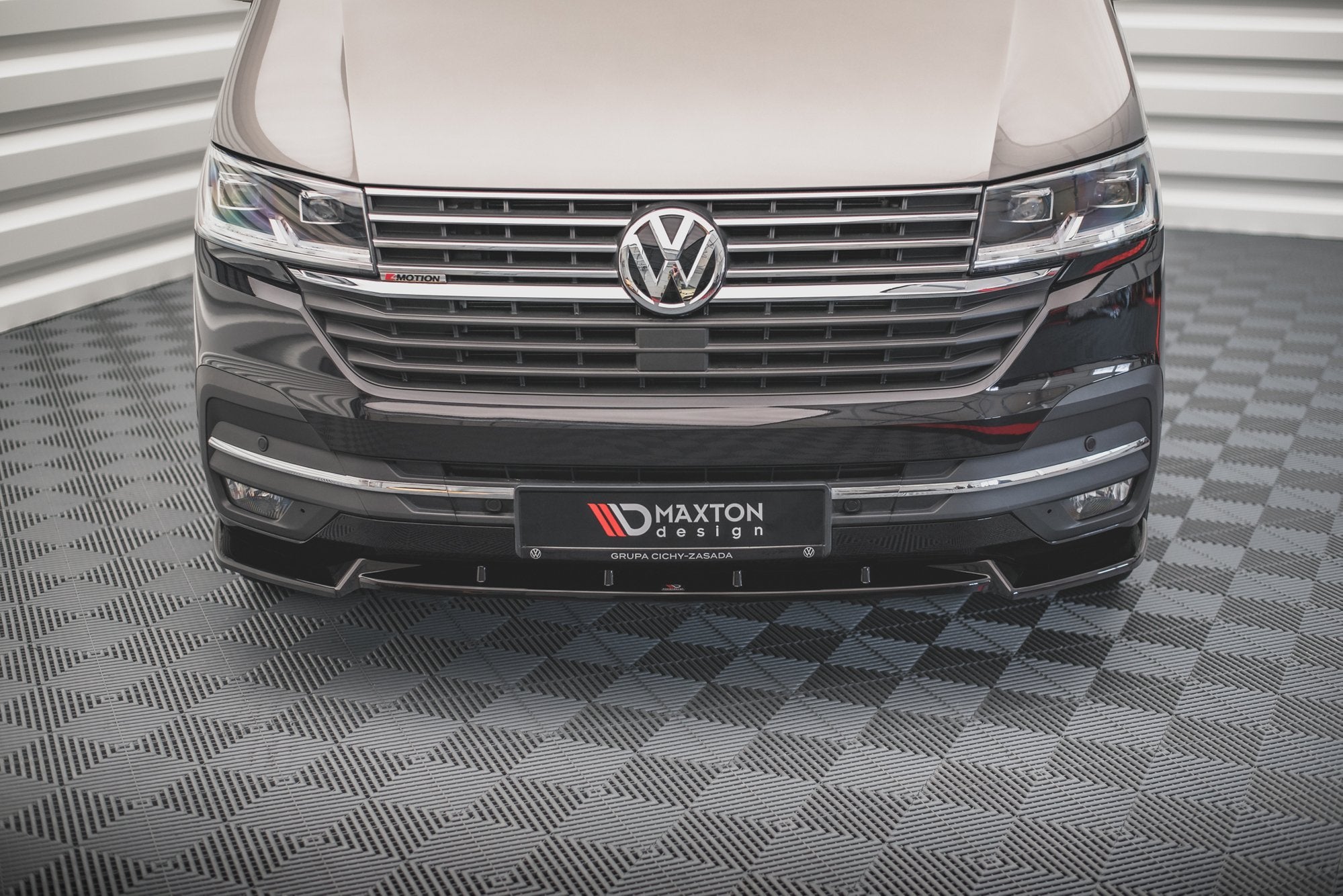 pol pl splitter przedni v 1 volkswagen t6 1 12672 5.jpg pol pl splitter przedni v 1 volkswagen t6 1 12672 5.jpg