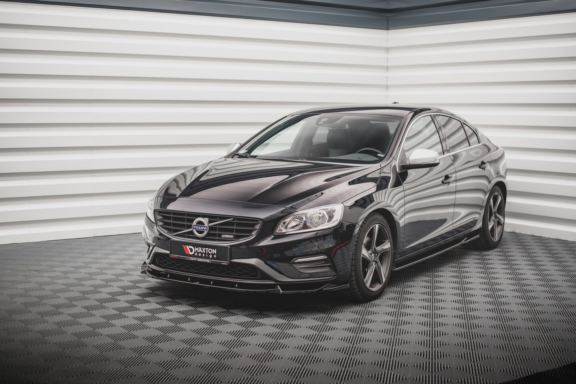 pol pl splitter przedni v 1 volvo s60 r design mk2 facelift 12427 6.jpg pol pl splitter przedni v 1 volvo s60 r design mk2 facelift 12427 6.jpg