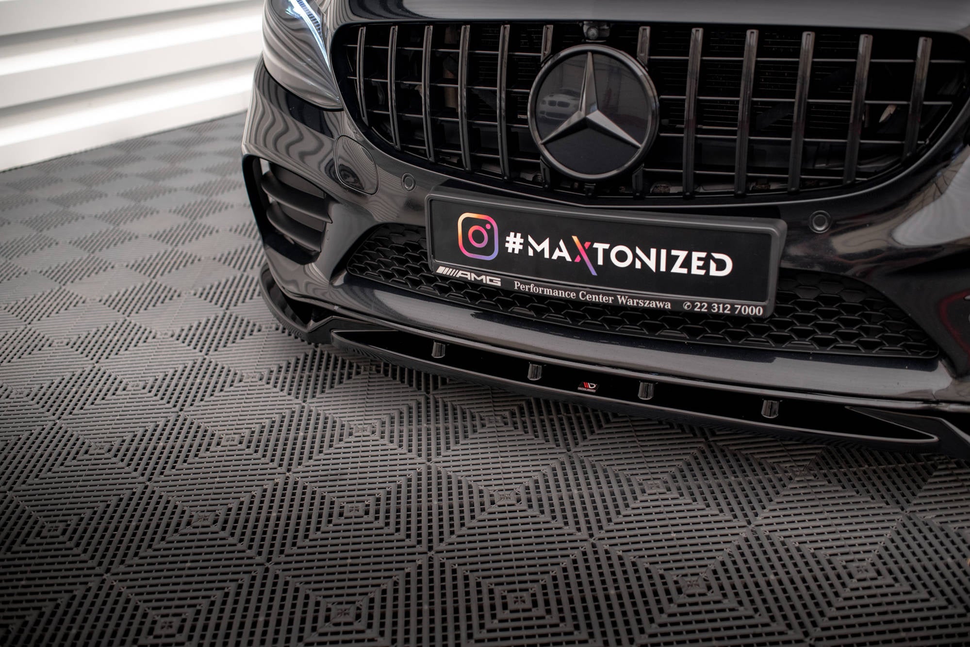 pol pl splitter przedni v 2 mercedes benz c amg line sedan coupe estate w205 c205 s205 facelift 17866 4.jpg pol pl splitter przedni v 2 mercedes benz c amg line sedan coupe estate w205 c205 s205 facelift 17866 4.jpg
