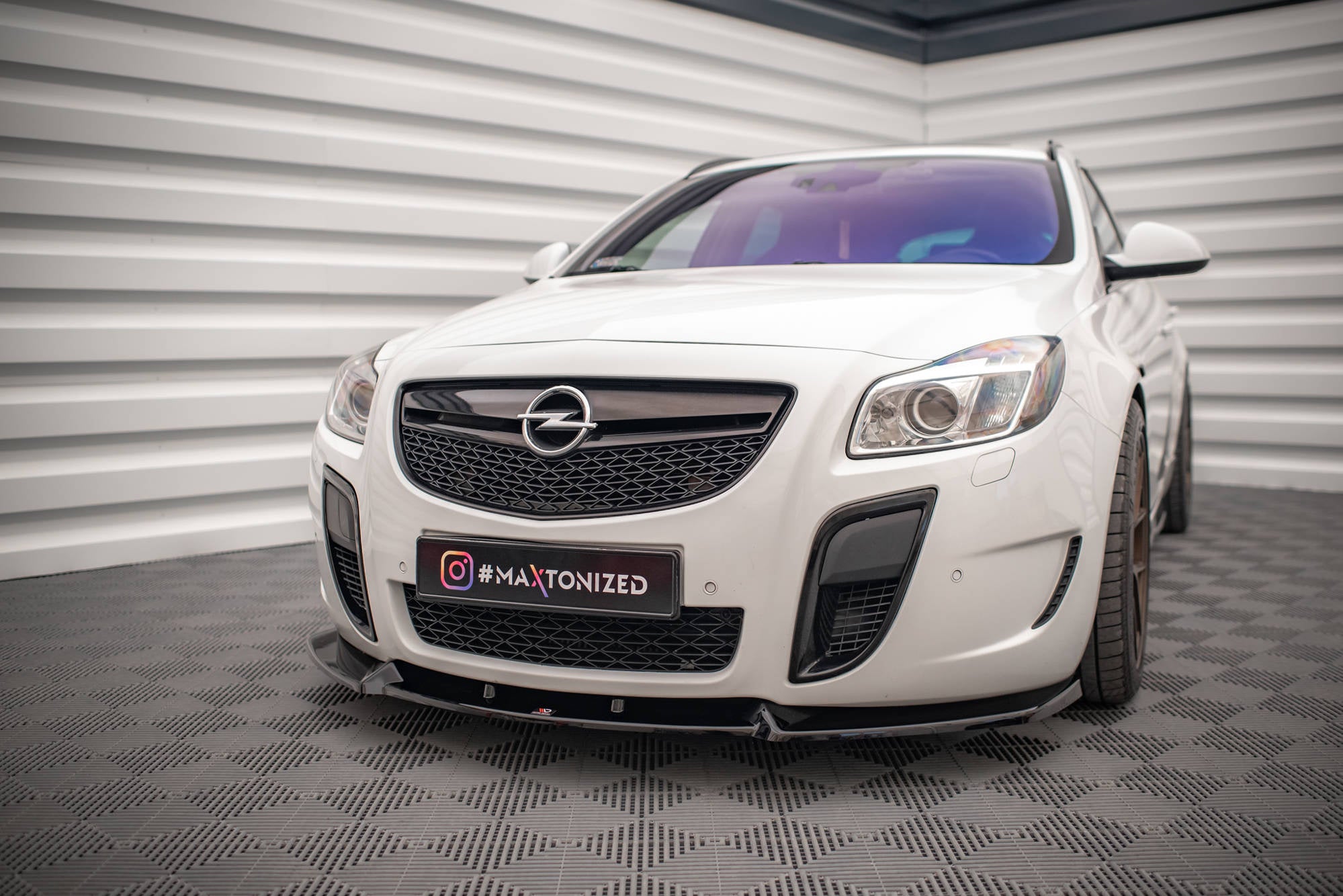 pol pl splitter przedni v 2 opel insignia opc mk1 16637 7.jpg pol pl splitter przedni v 2 opel insignia opc mk1 16637 7.jpg