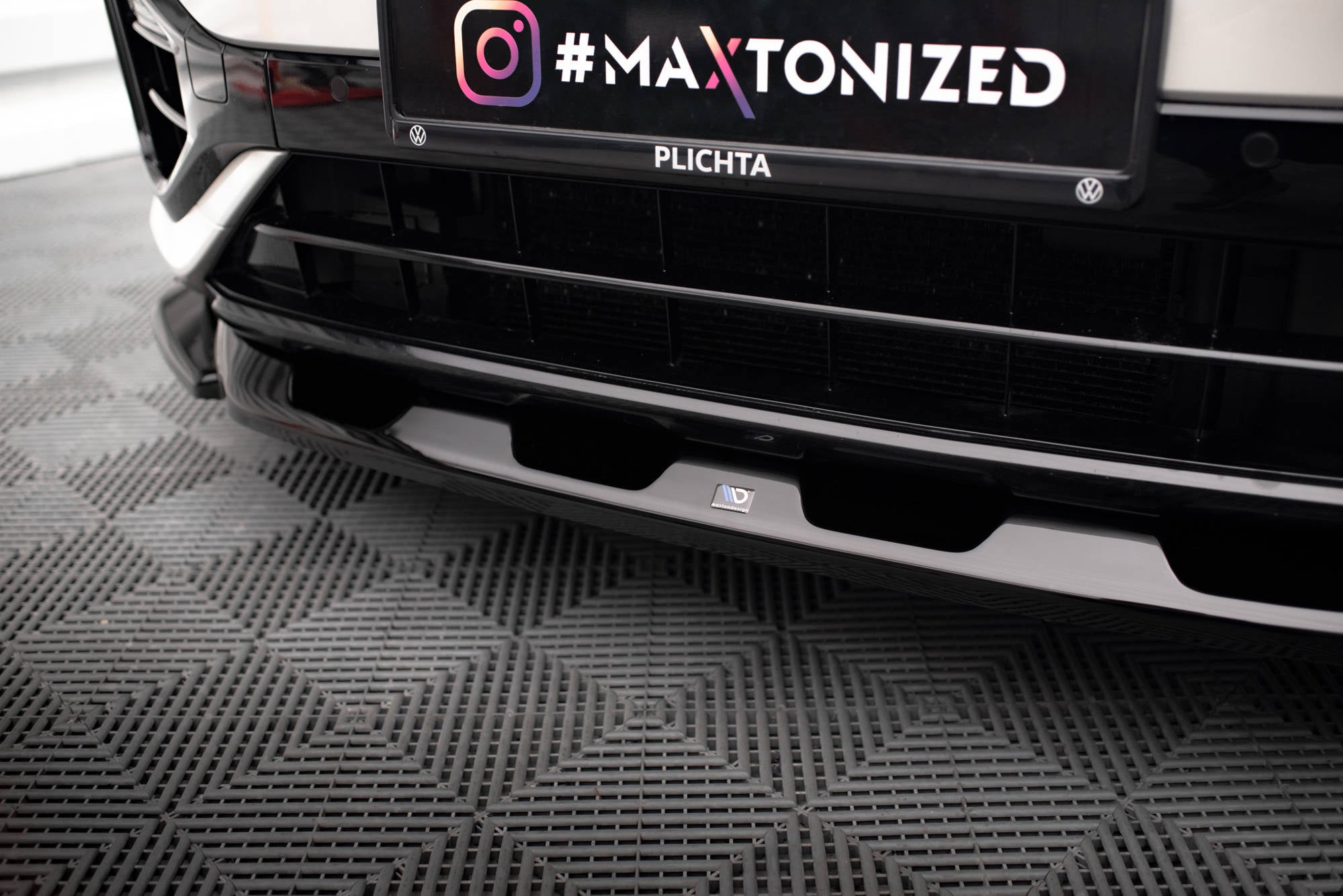 pol pl splitter przedni v 2 volkswagen t roc r r line mk1 facelift 18311 3.jpg pol pl splitter przedni v 2 volkswagen t roc r r line mk1 facelift 18311 3.jpg