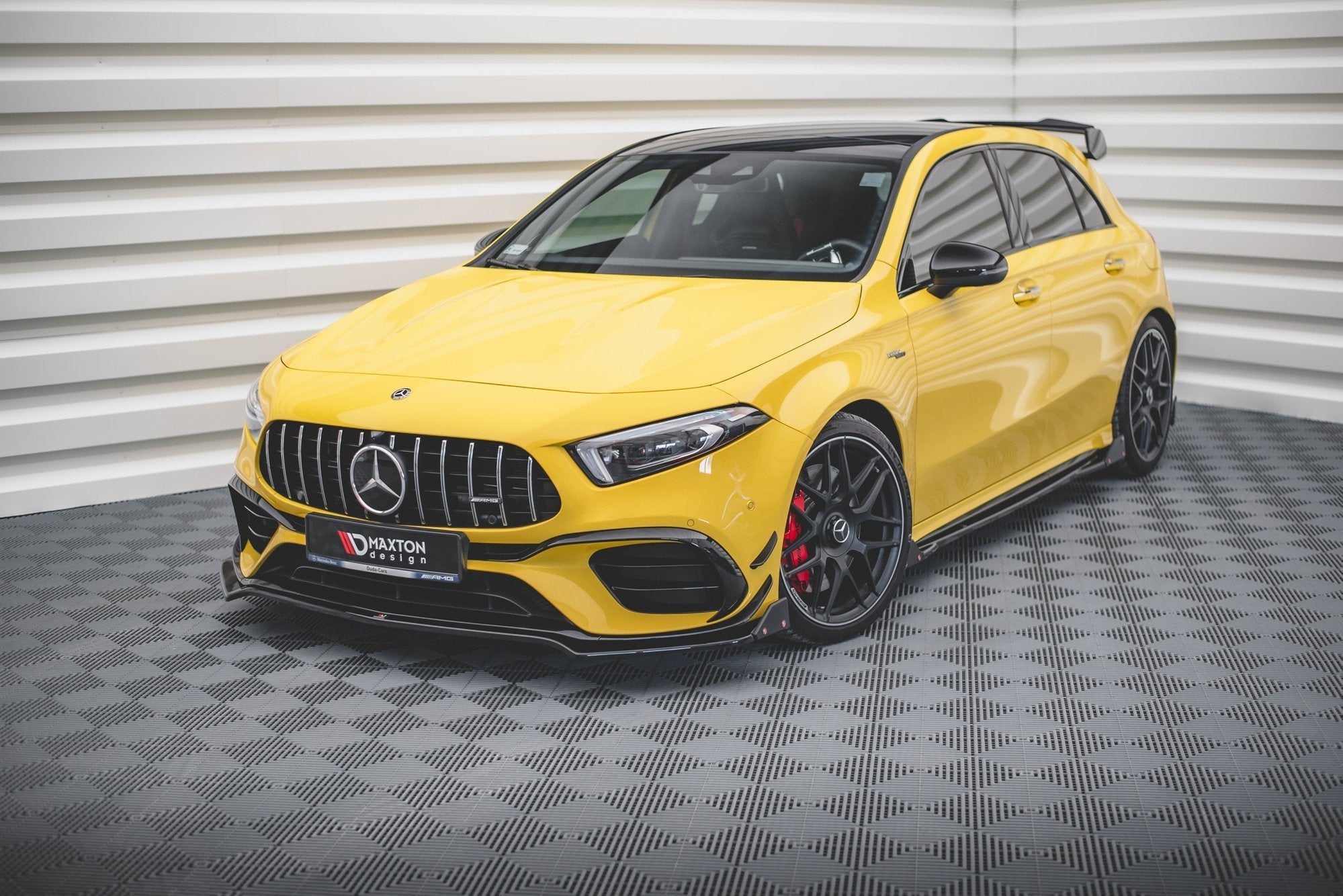 pol pl splitter przedni v 3 flaps mercedes amg a 45 s aero pack w177 12617 5.jpg pol pl splitter przedni v 3 flaps mercedes amg a 45 s aero pack w177 12617 5.jpg
