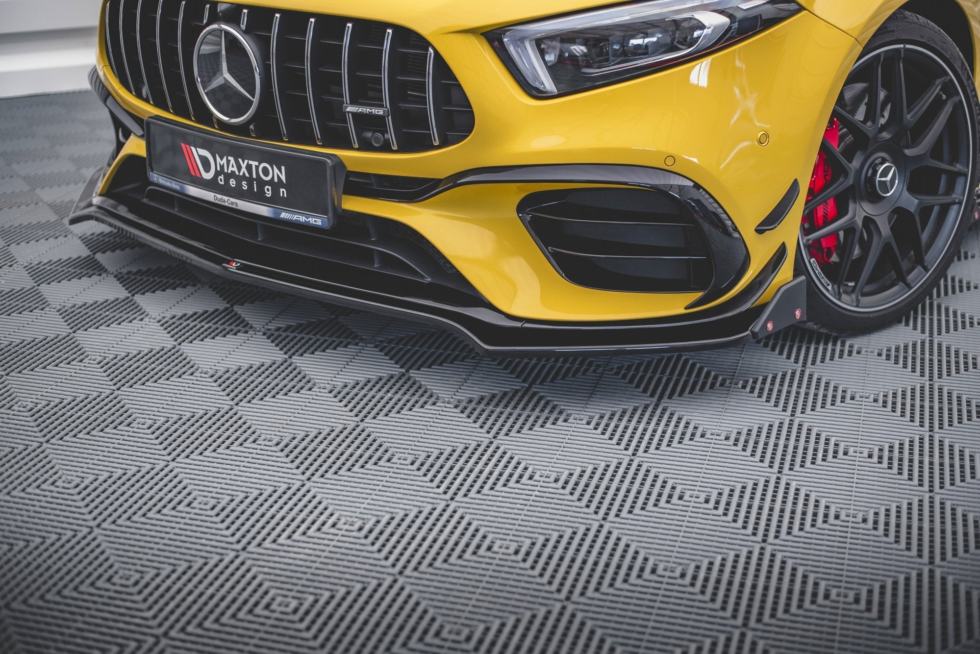 pol pl splitter przedni v 3 flaps mercedes amg a 45 s aero pack w177 12617 6.jpg pol pl splitter przedni v 3 flaps mercedes amg a 45 s aero pack w177 12617 6.jpg