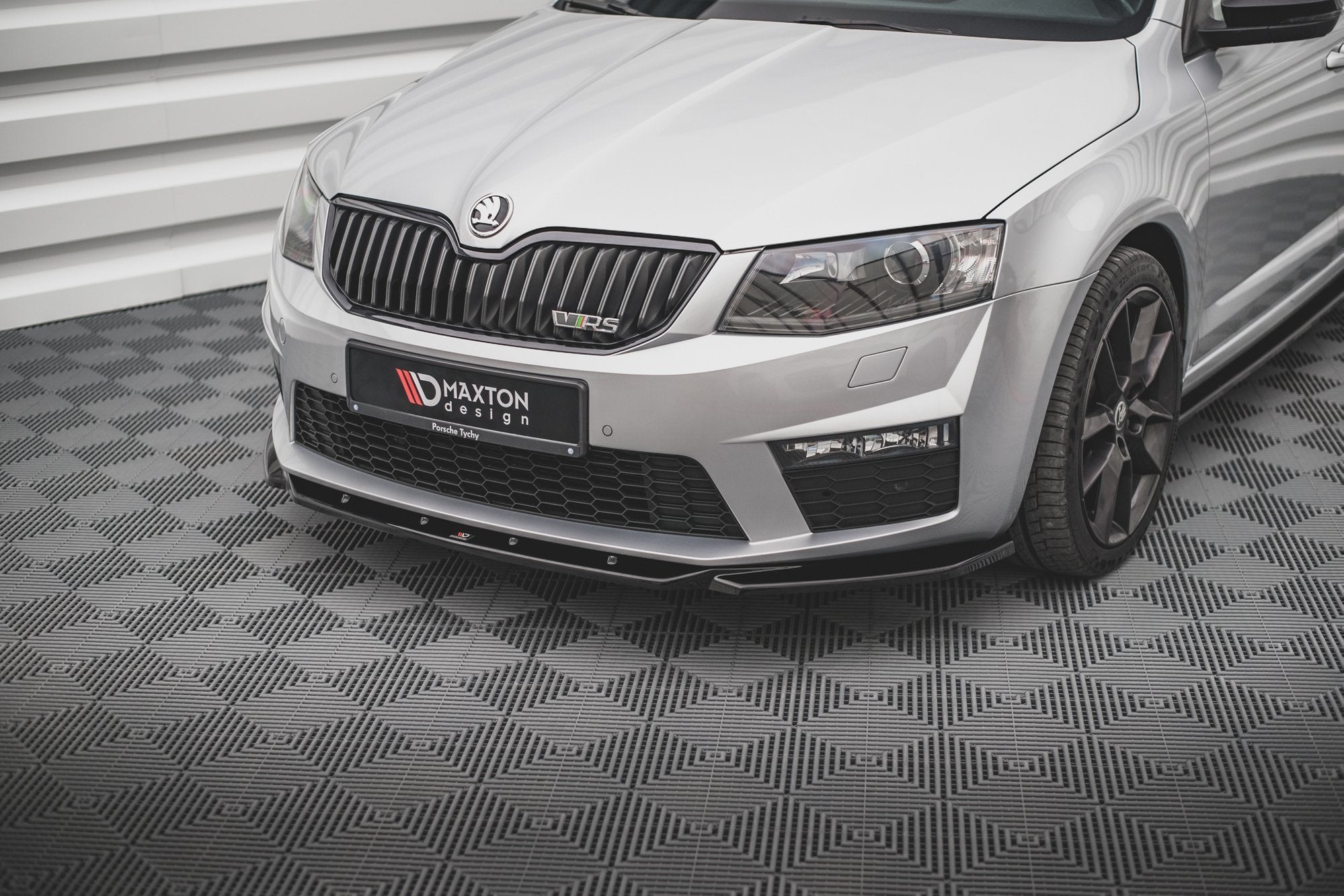 pol pl splitter przedni v 4 skoda octavia rs mk3 13114 7.jpg pol pl splitter przedni v 4 skoda octavia rs mk3 13114 7.jpg