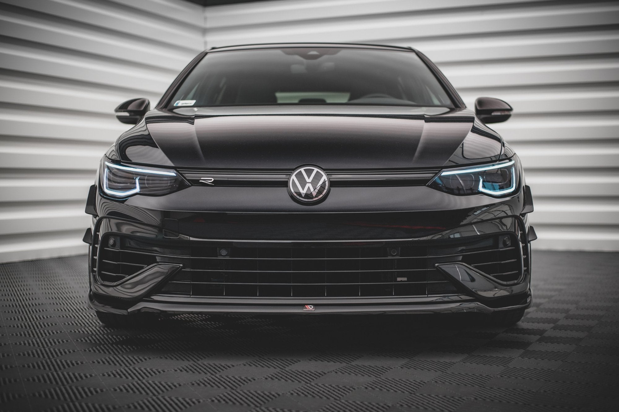 pol pl splitter przedni v 6 volkswagen golf r hatchback variant mk8 13089 6.jpg pol pl splitter przedni v 6 volkswagen golf r hatchback variant mk8 13089 6.jpg