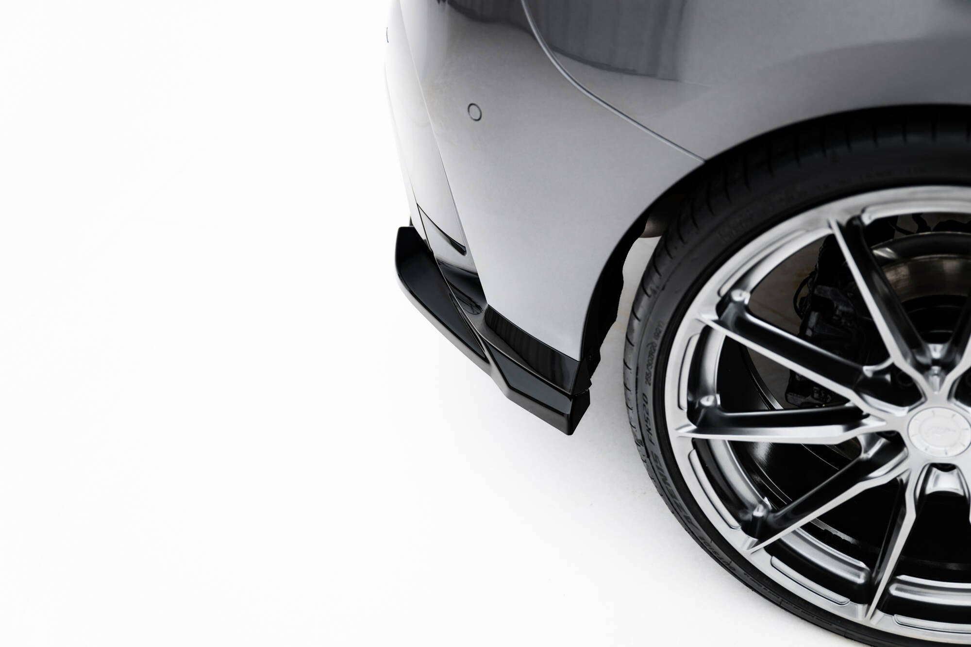 rear splitter suitable for bmw 1 m pack f70 rear splitter suitable for bmw 1 m pack f70