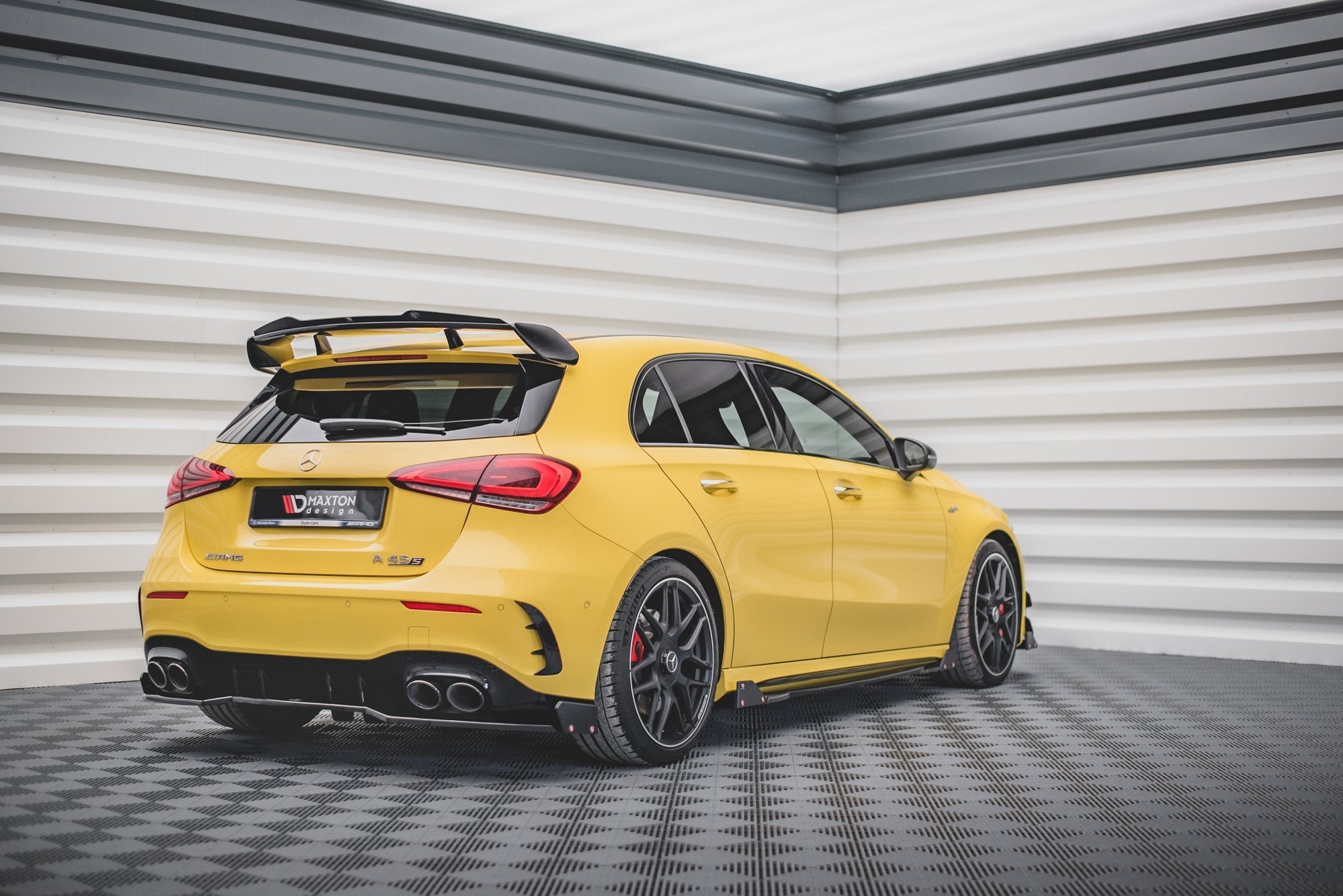 pol pl splitter tylny flaps mercedes amg a 45 s aero pack w177 12621 4.jpg pol pl splitter tylny flaps mercedes amg a 45 s aero pack w177 12621 4.jpg