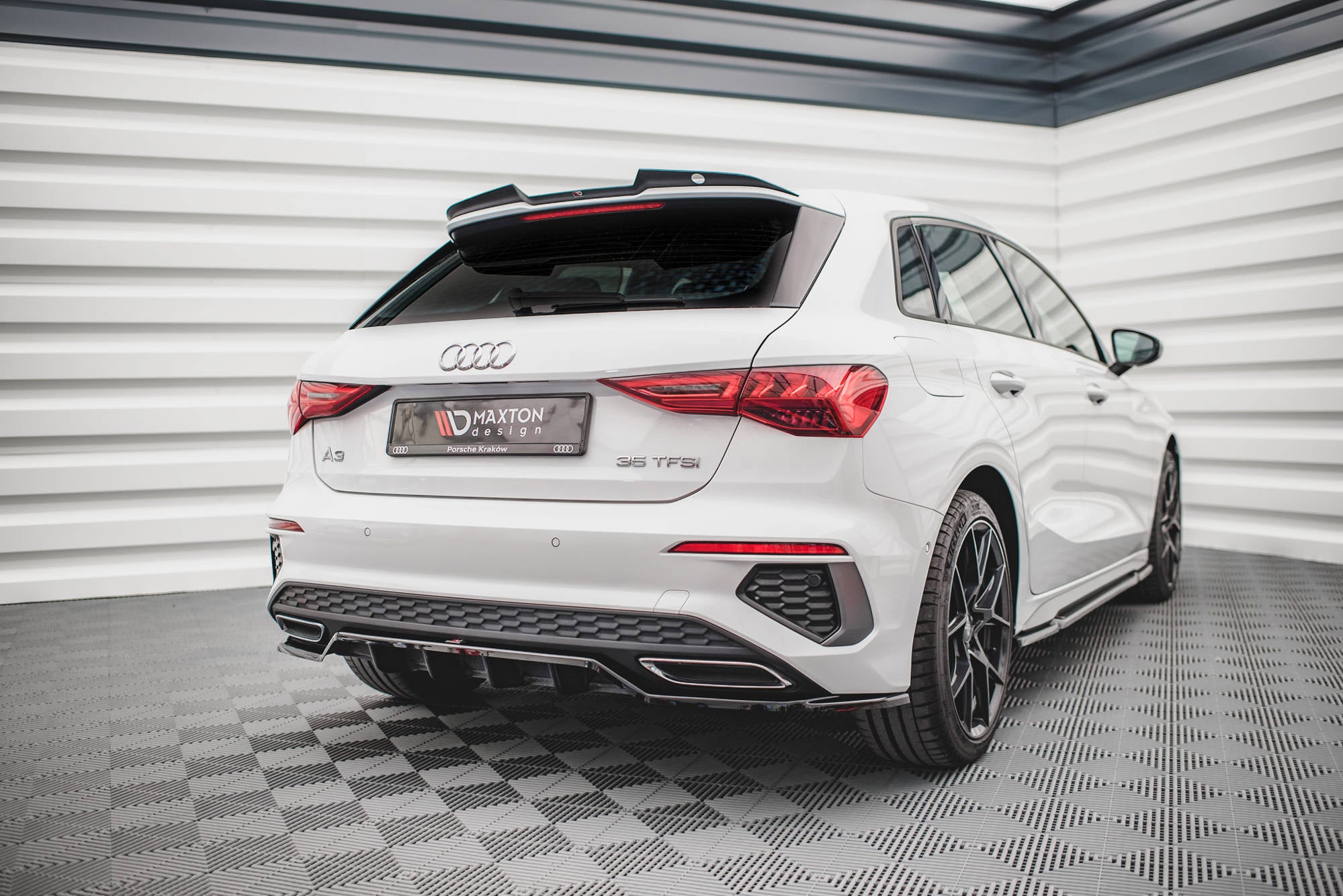 pol pl splitter tylny z dyfuzorem audi a3 s line sportback 8y 14872 3.jpg pol pl splitter tylny z dyfuzorem audi a3 s line sportback 8y 14872 3.jpg