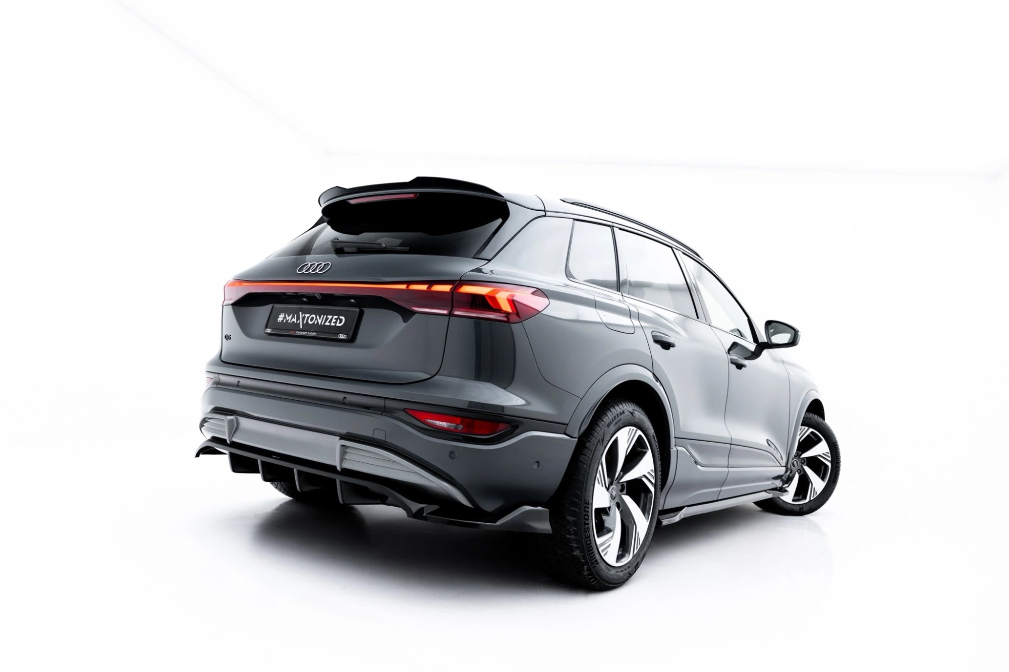 rear splitter (with vertical bars) suitable for audi q6 e tron s line / sq6 e tron suv / sportback mk1 rear splitter (with vertical bars) suitable for audi q6 e tron s line / sq6 e tron suv / sportback mk1