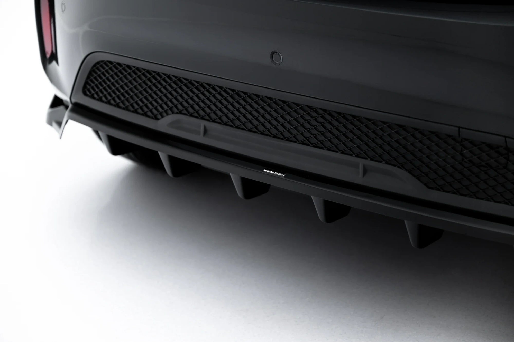 rear splitter (with vertical bars) suitable for mg 3 mk1 rear splitter (with vertical bars) suitable for mg 3 mk1